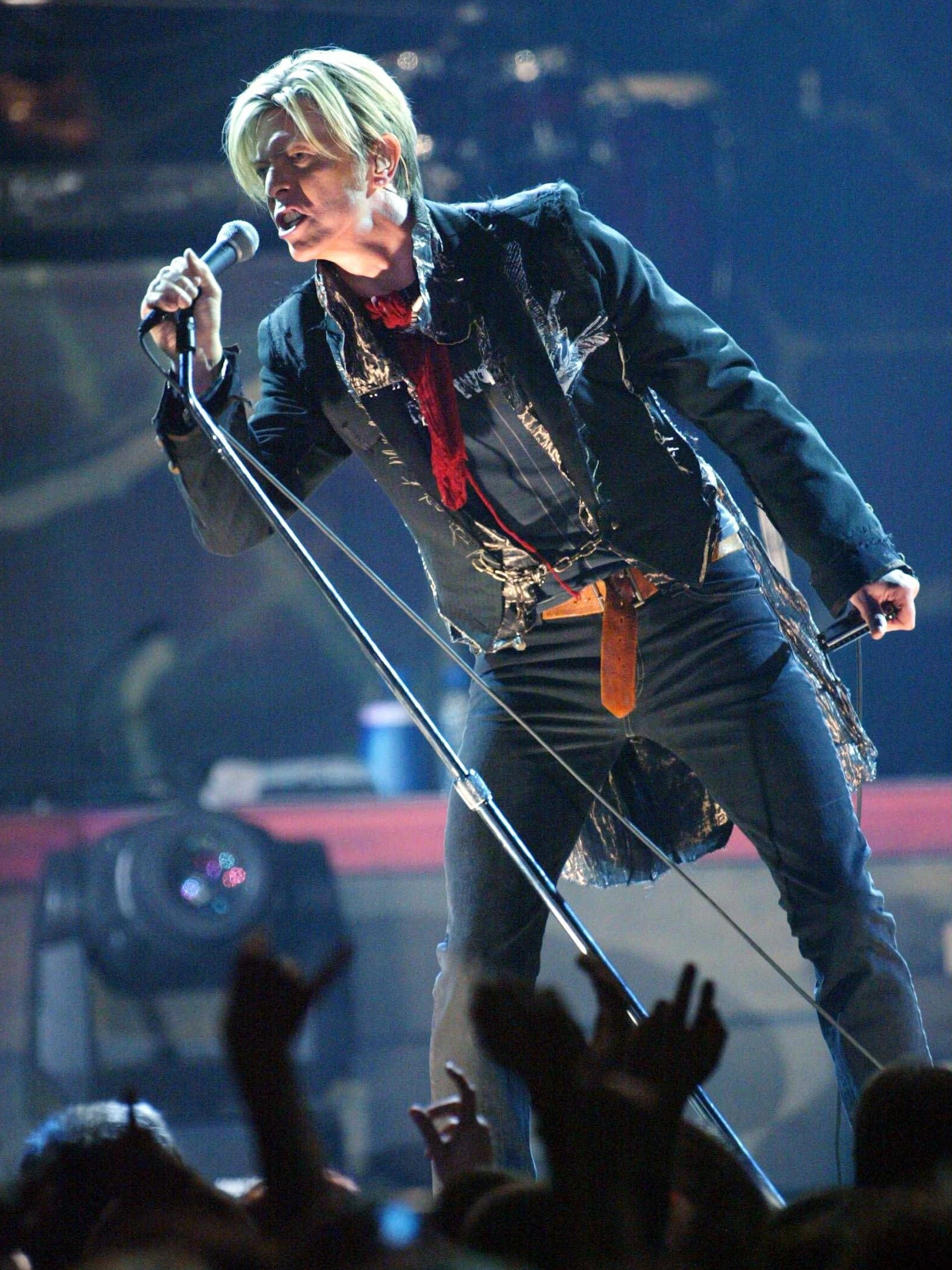 David Bowie in Paris, 2003