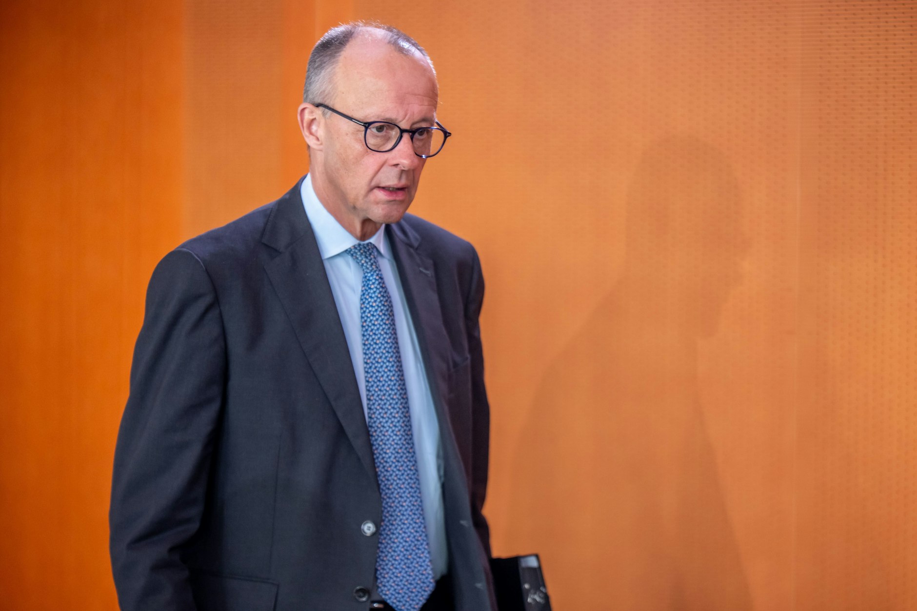 Rentenstreit in der Union: Merz verteidigt Kurs, Nachwuchs rebelliert