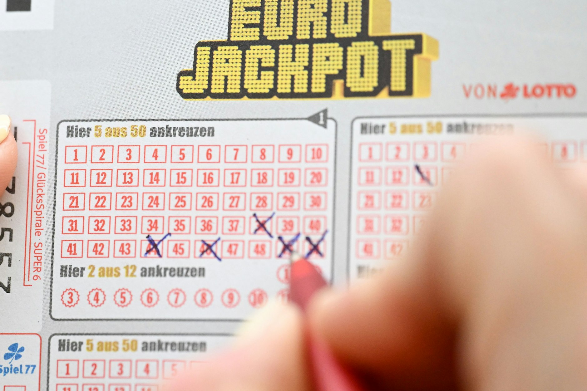 Am Freitag hat es ein Spieler geschafft, die korrekten Zahlen zu treffen. Er gewinnt 54 Millionen Euro.