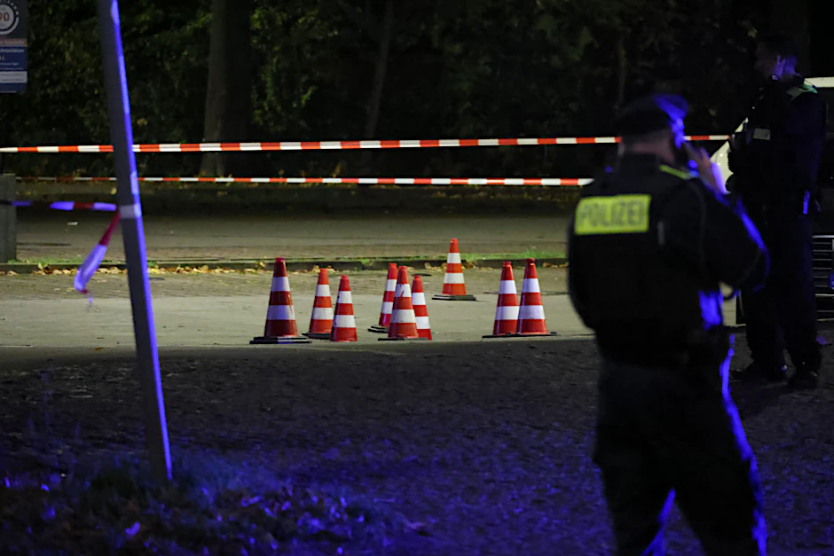 In Mariendorf war ein 45-jähriger durch Schüsse lebensgefährlich verletzt worden.
