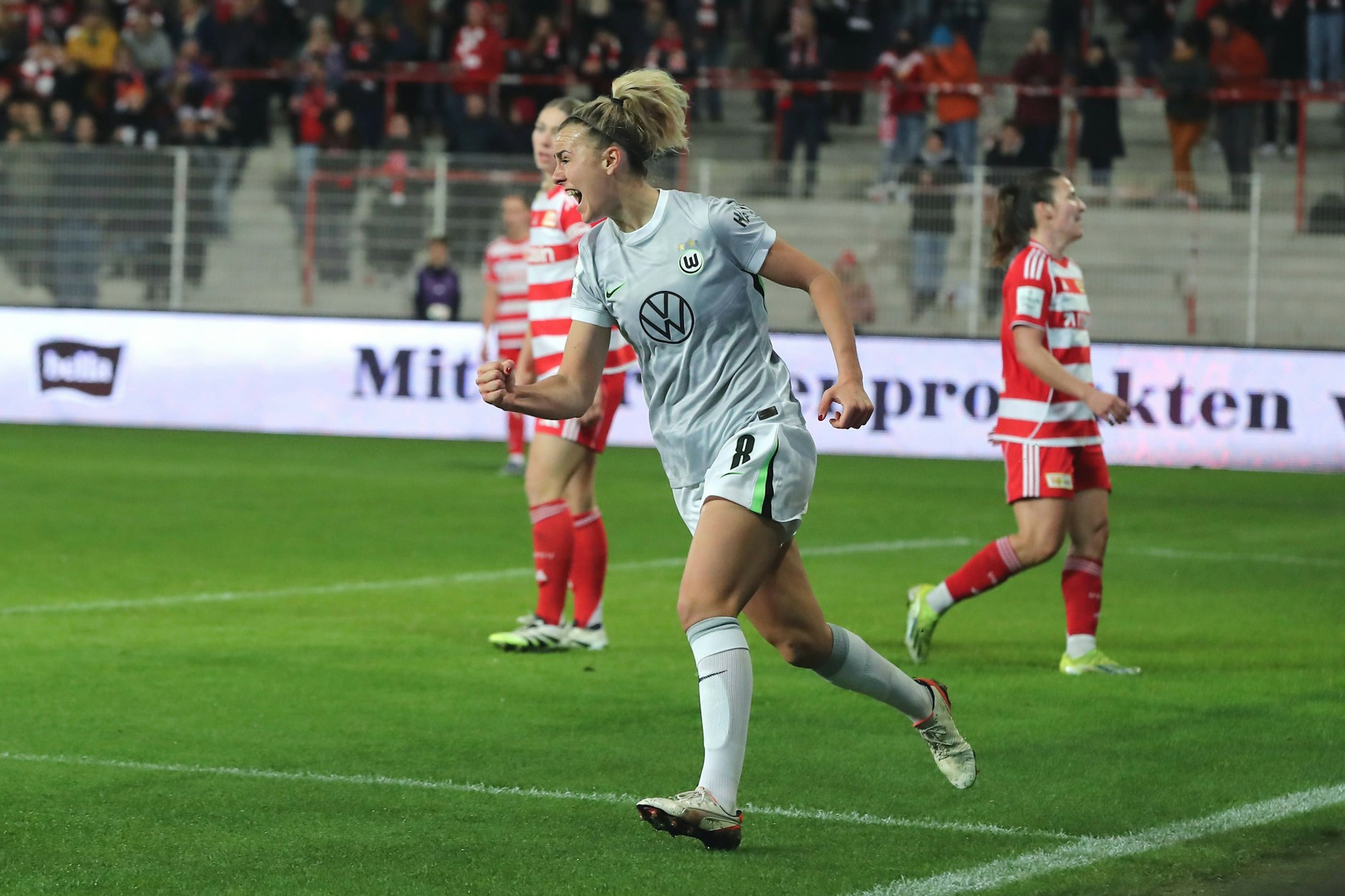 Lena Lattwein drehte durch starke Aktionen das Spiel zugunsten des VfL Wolfsburg und brachte ihr Team so auf die Siegerstraße gegen den 1. FC Union Berlin