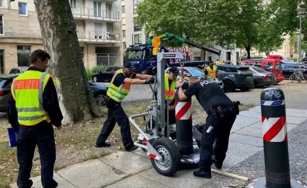 Polizei am Limit: Diese absurden Zusatzaufgaben lähmen Berlins Beamte