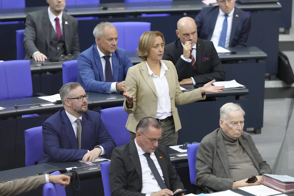 Union verdächtigt AfD: Missbrauch des Fragerechts für Informationen für Russland