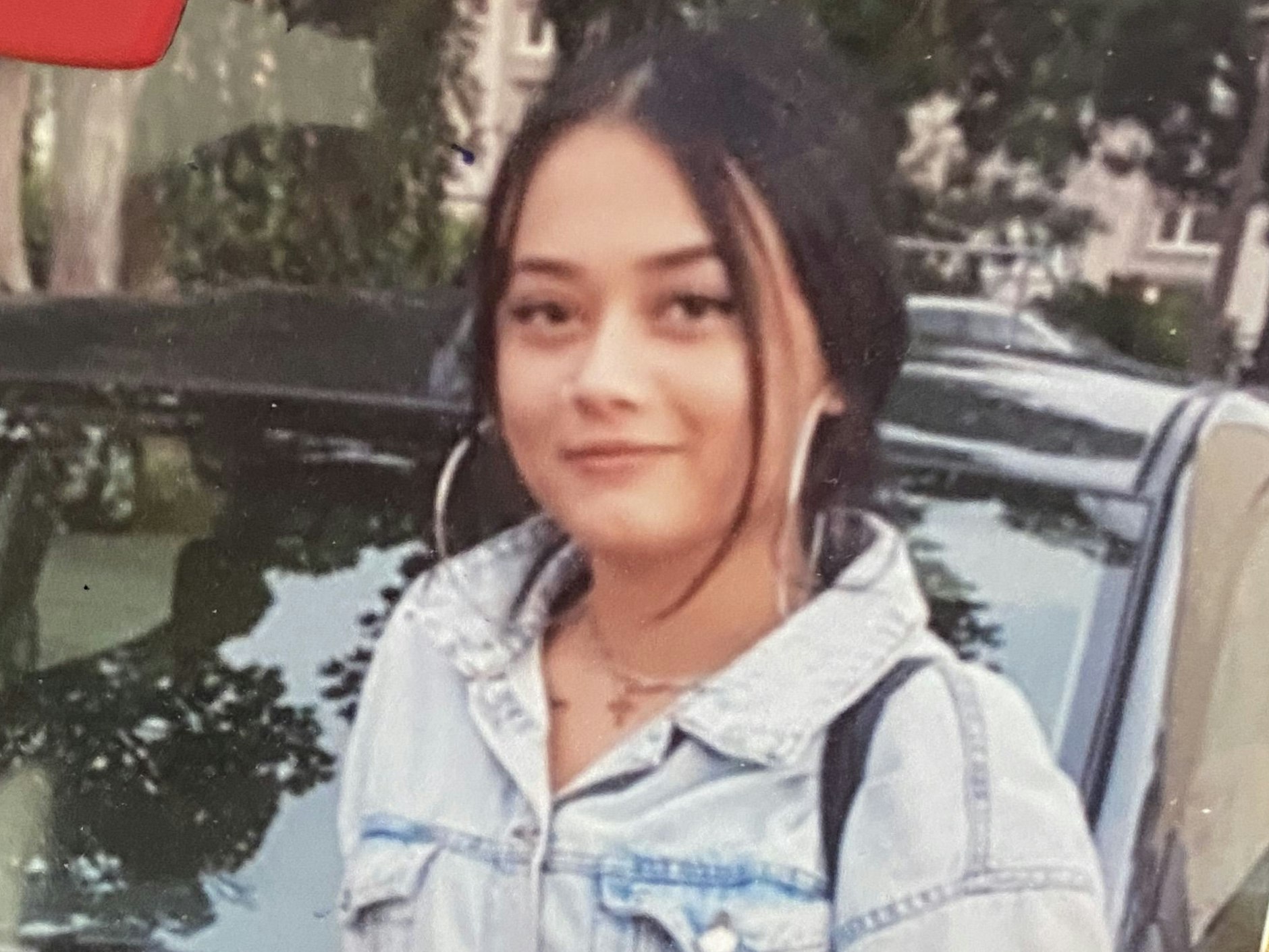 Das Foto hatte Milina einst ihren Nachbarn geschenkt. Nun sucht die Polizei den Mörder der jungen Frau.