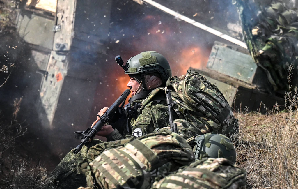 Russische Truppen dringen weiter in Pokrowsk vor – Ukraine bestreitet Einkesselung