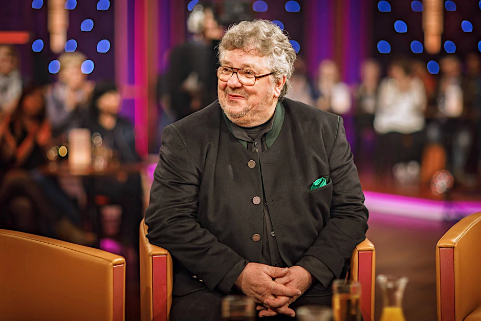 Michael Schanze wog einst knapp 200 Kilogramm, speckte jetzt rund 100 ab – die TV-Legende hat sich also halbiert.