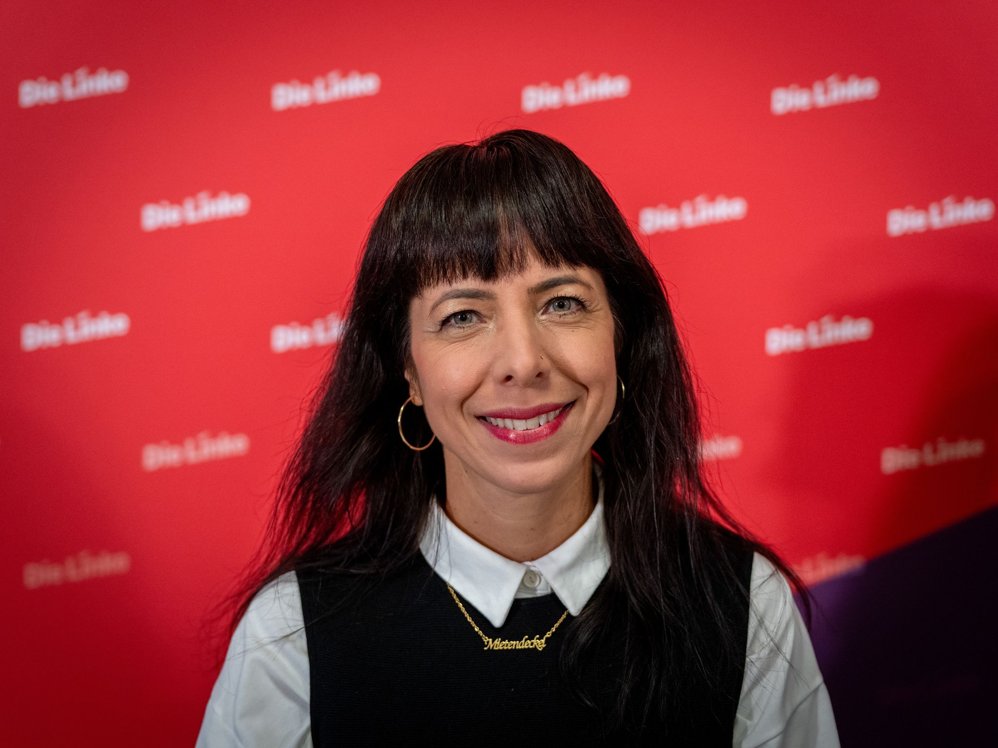 Elif Eralp jubelt über linken Sieg in New York