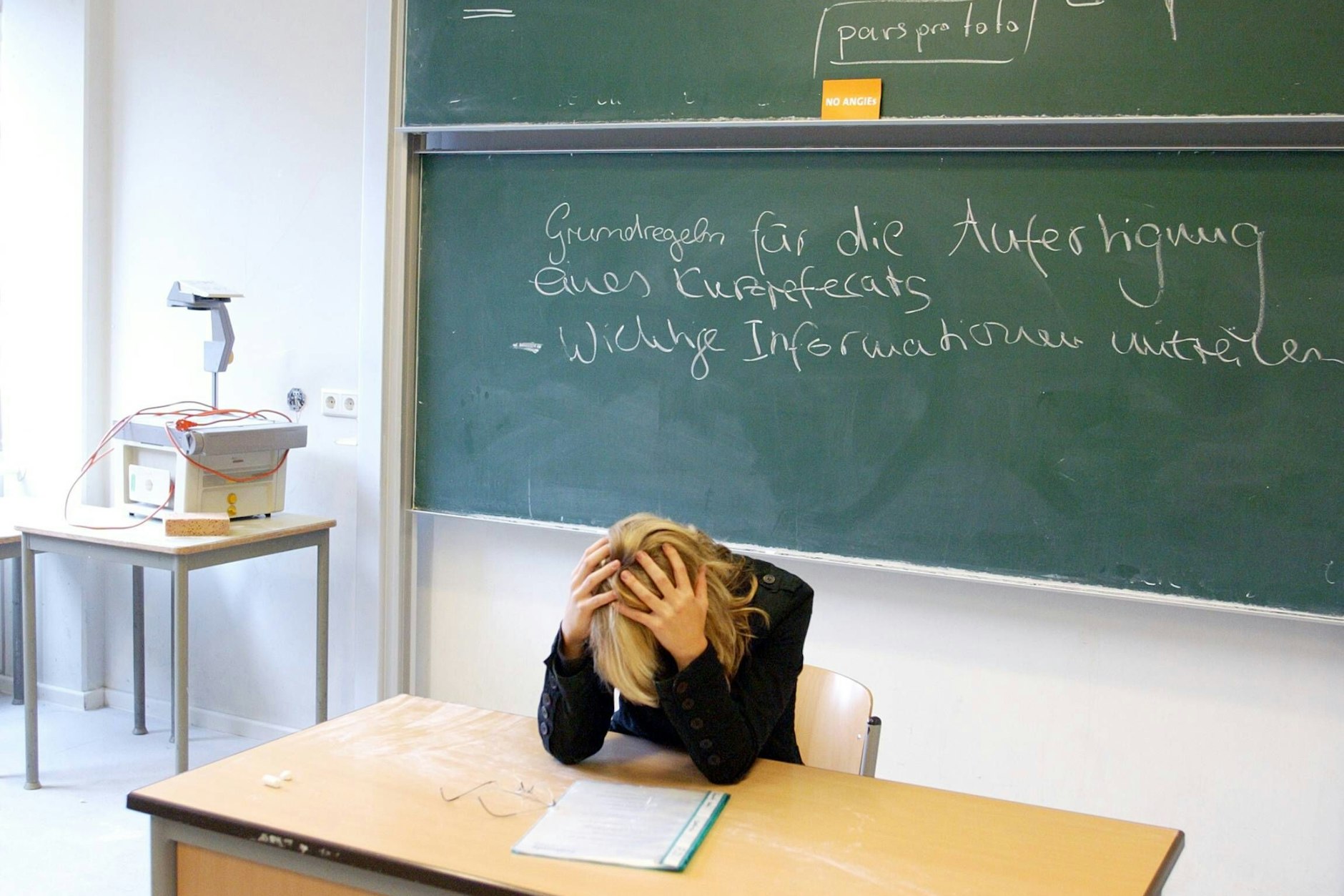 Viele Lehrkräfte klagen über Überlastung und wachsenden Druck im Schulalltag.