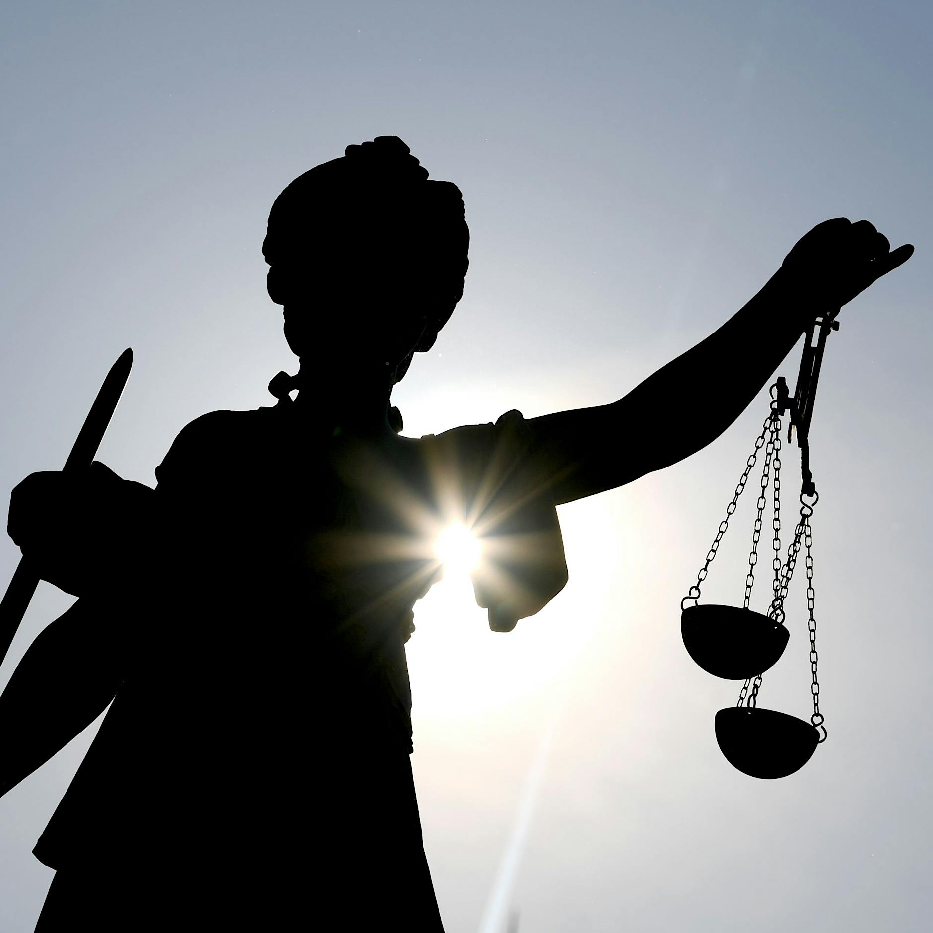 Vor Gericht: Reichster Mann Vietnams klagt gegen Journalisten in Berlin