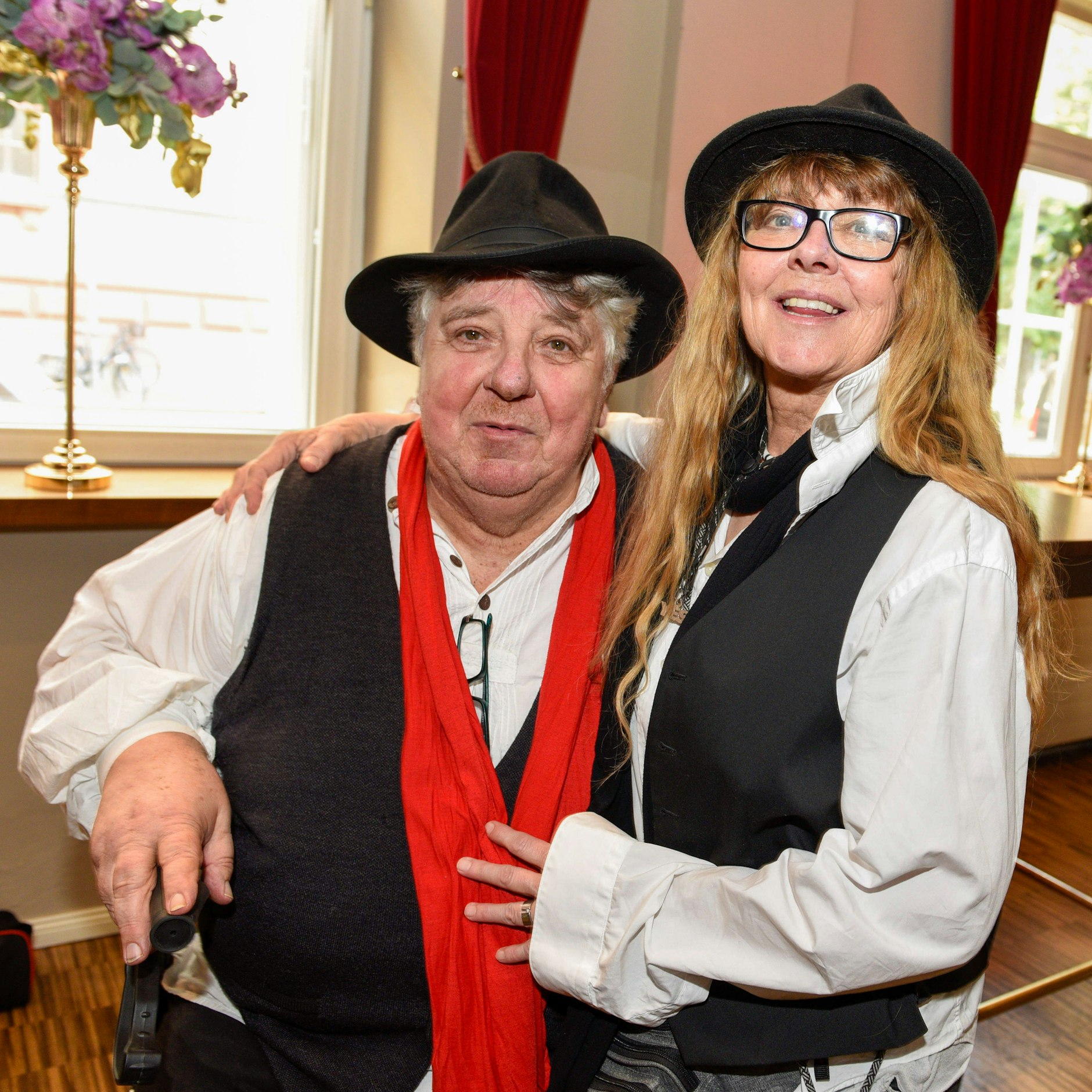 Michael Schanze verlor erst 2024 seine Lebensgefährtin Uschi. Sie erlebte seinen Sieg gegen die Kilos leider nicht mehr mit.