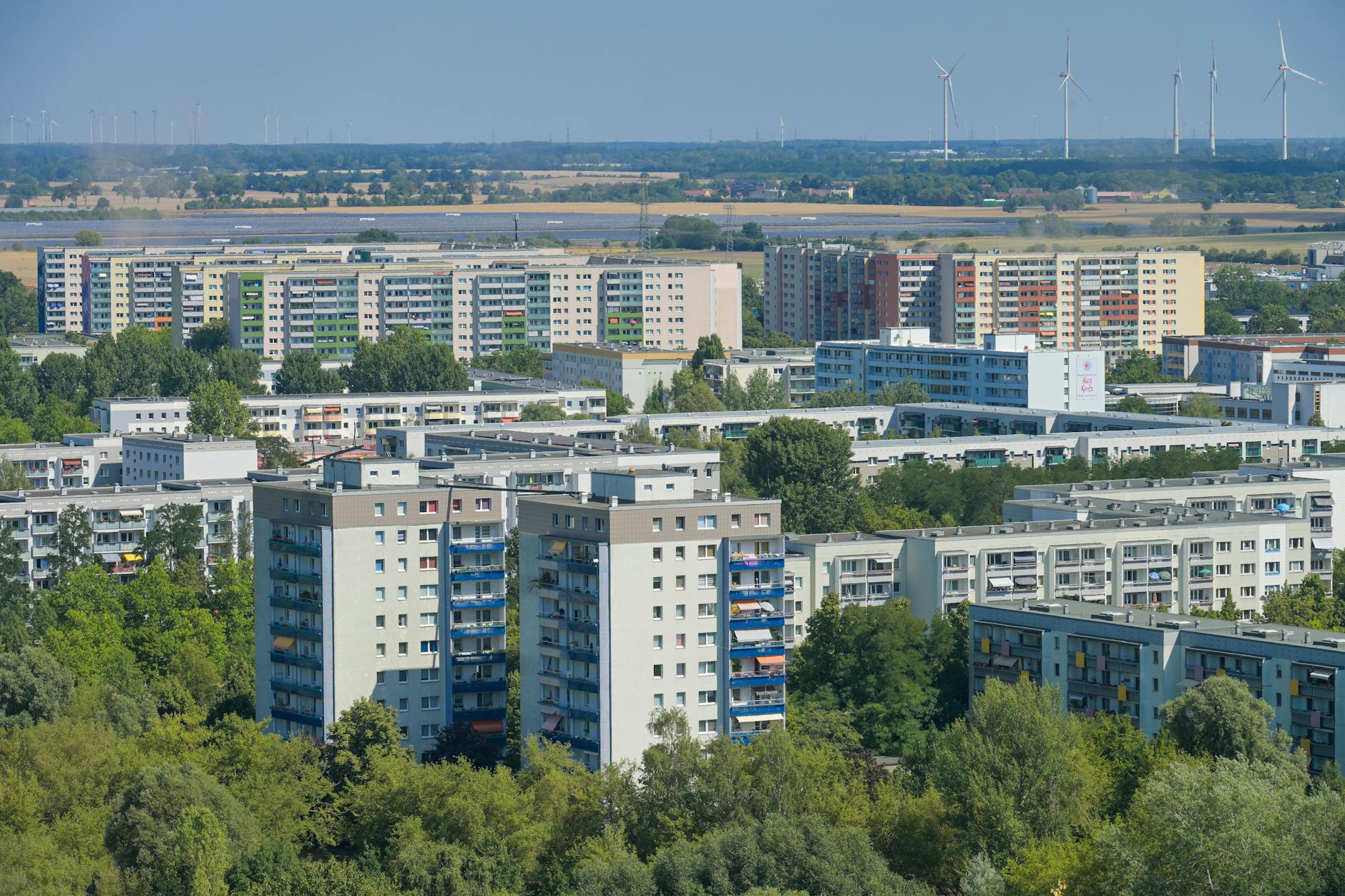 Schon jetzt ist es in Berlin schwierig, eine Wohnung zu finden. Und die Stadt soll weiter wachsen.