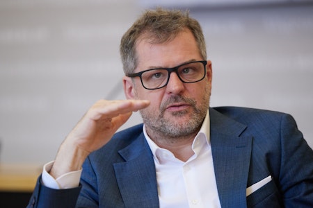 Politische Einflussnahme? Wie Berlins Kulturpolitik in Erklärungsnot gerät