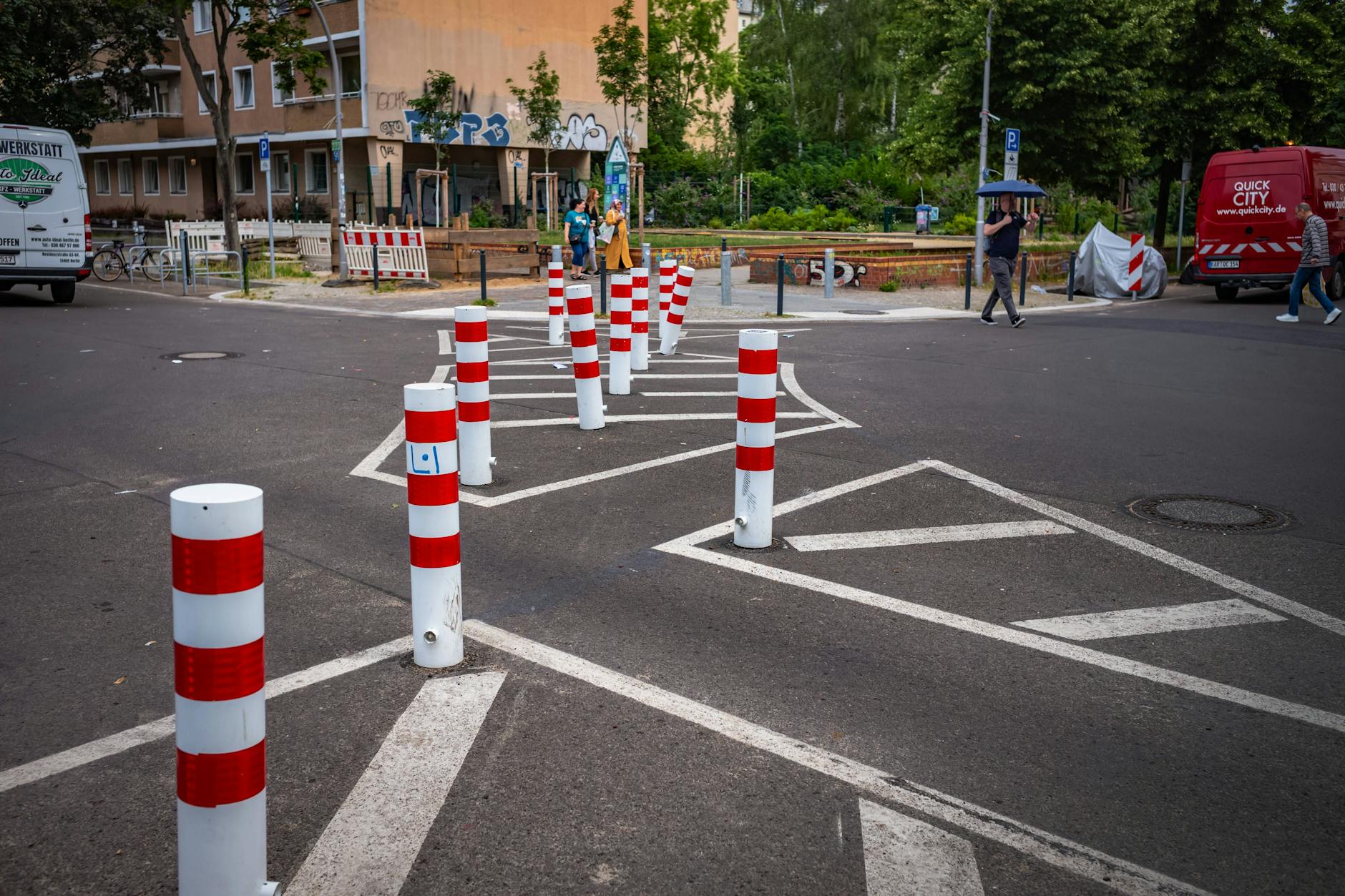 Auch im Berliner Bezirk Mitte gibt es Ärger wegen der Poller.