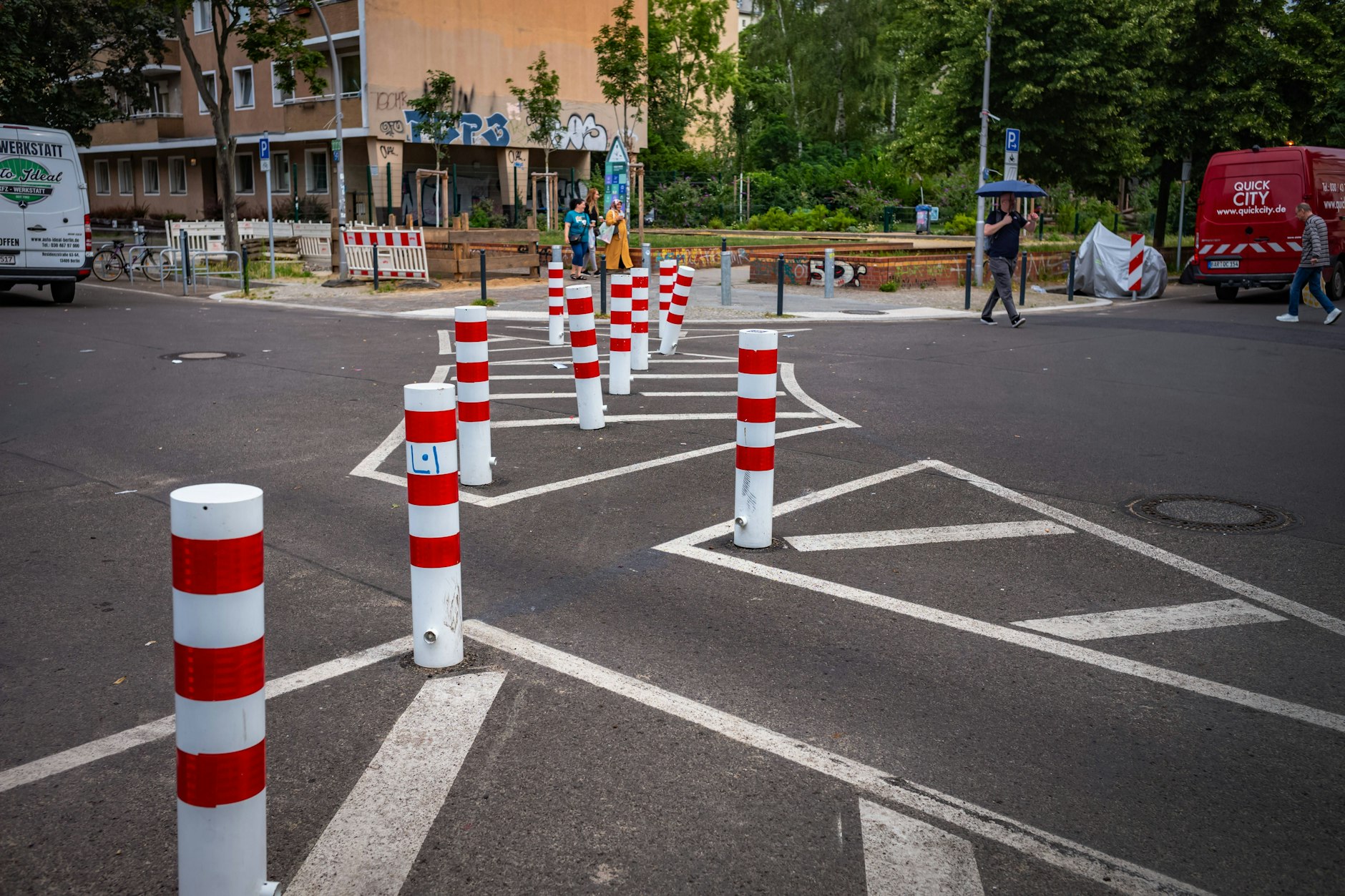 Auch im Berliner Bezirk Mitte gibt es Ärger wegen der Poller.