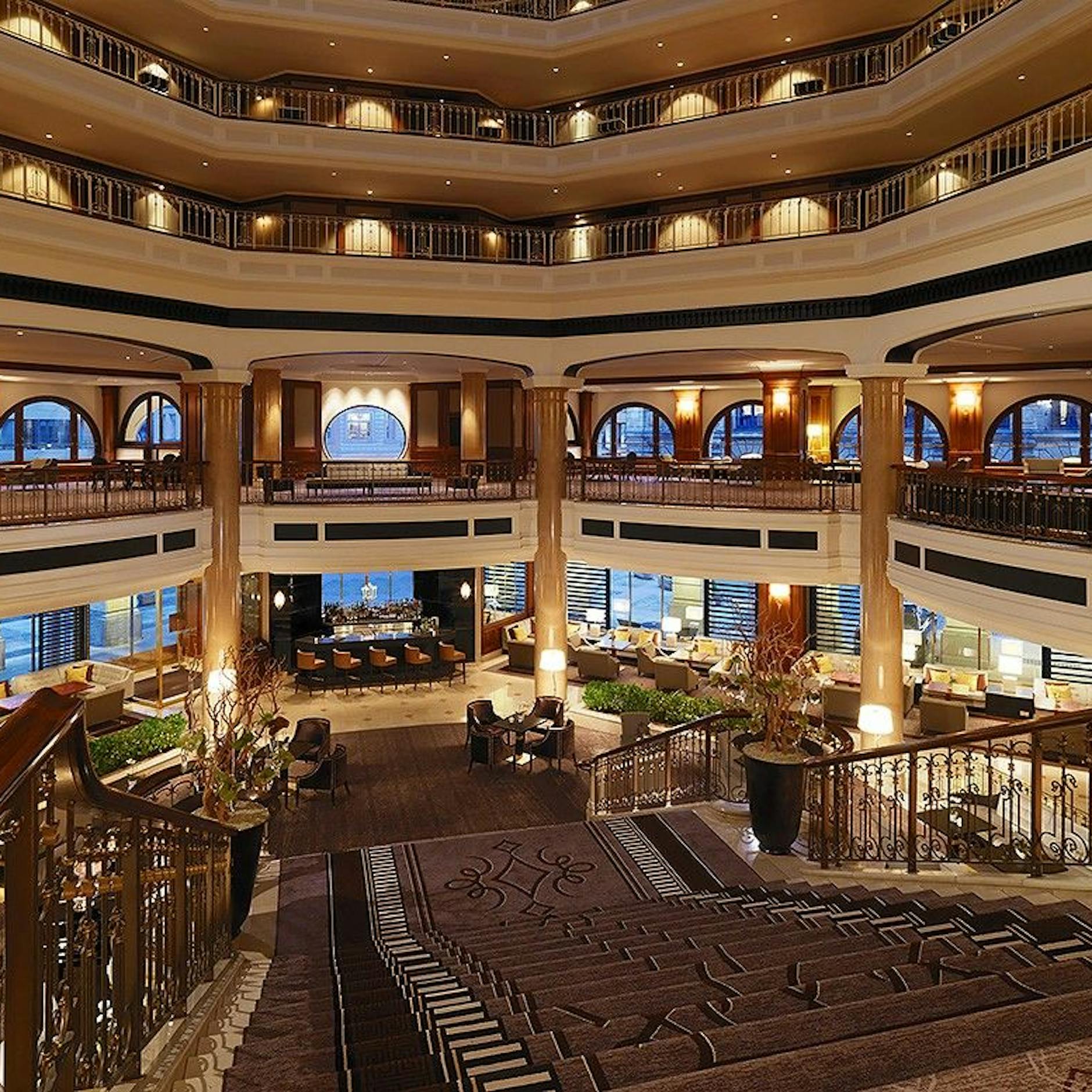 Image - Luxus, aber günstig: Rares aus zweiter Hand im Westin Grand Berlin