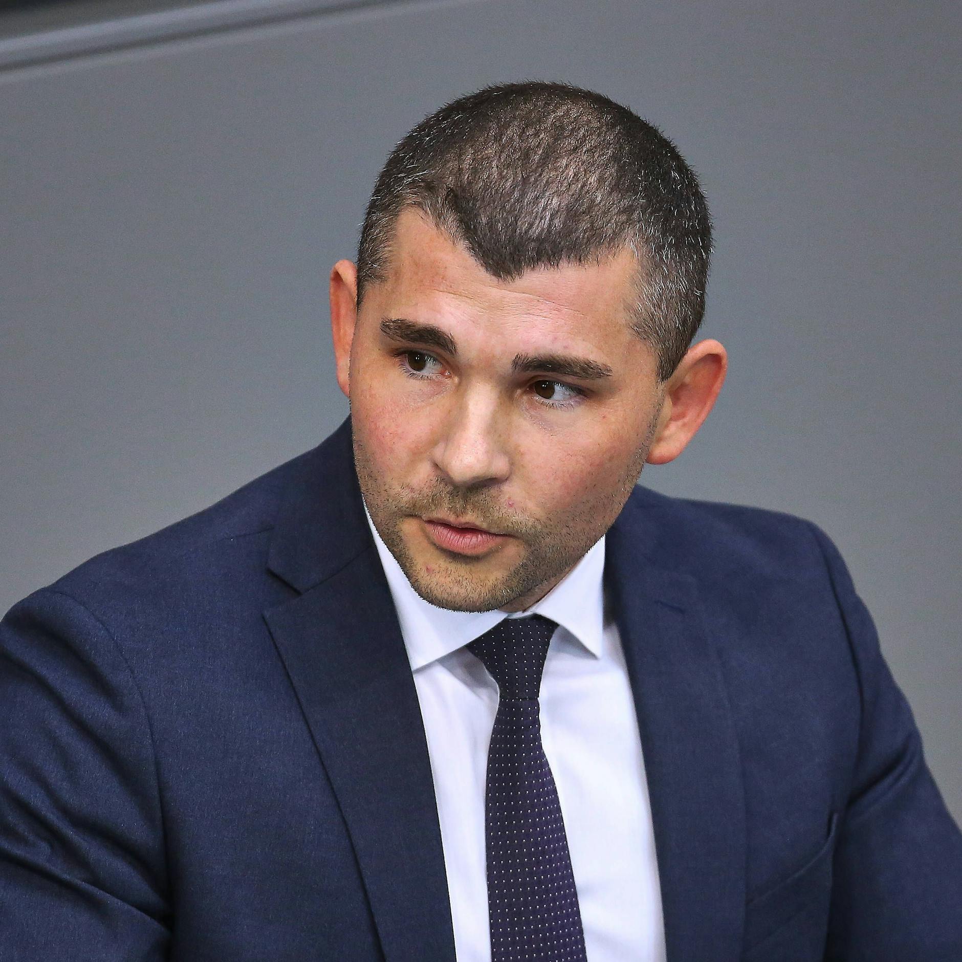 Image - Betrugsverdacht: Razzia bei AfD-Abgeordneten – Bundestag hebt Immunität auf