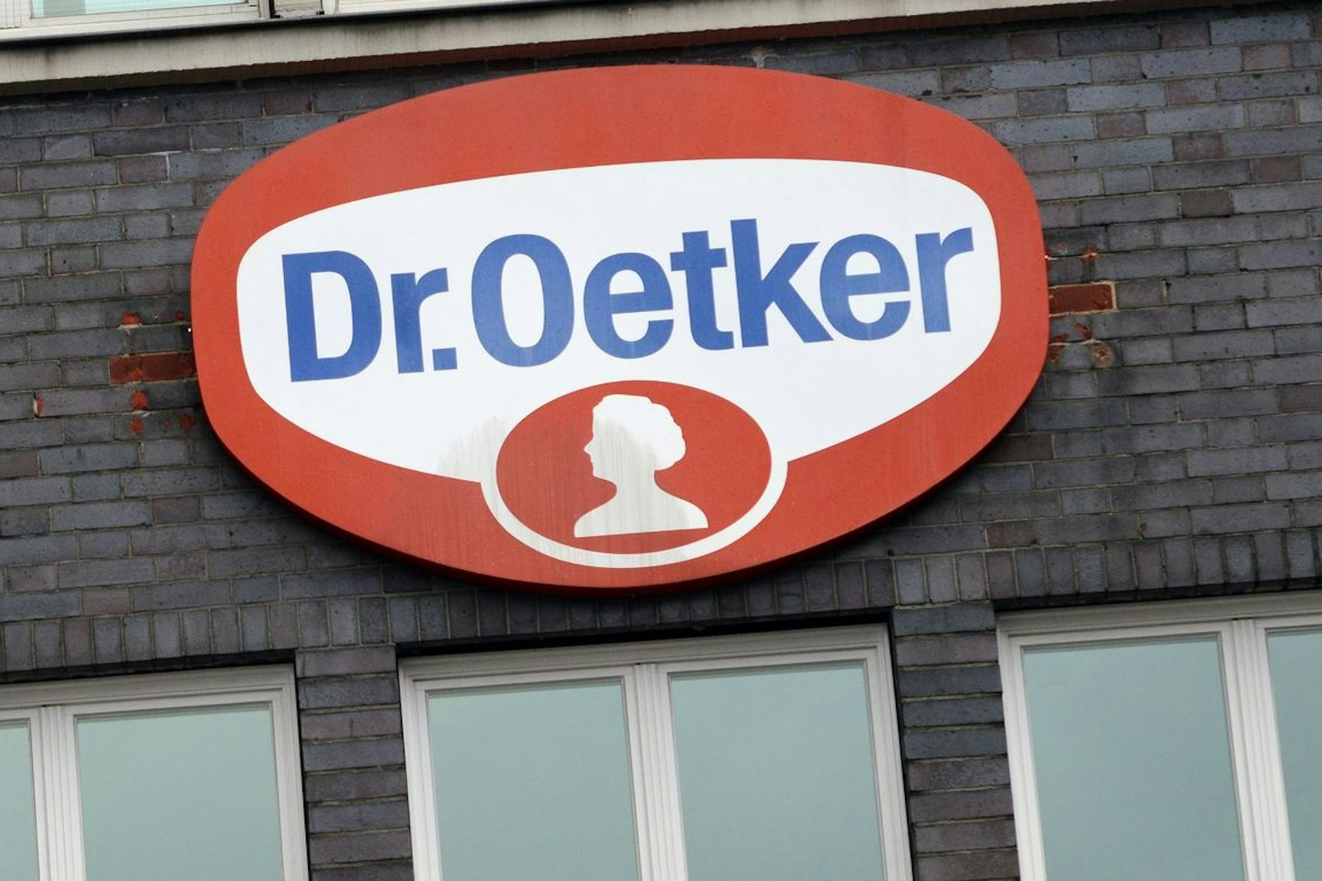 Schock für Bäcker: Dr. Oetker Backmischung soll eine Mogelpackung sein!