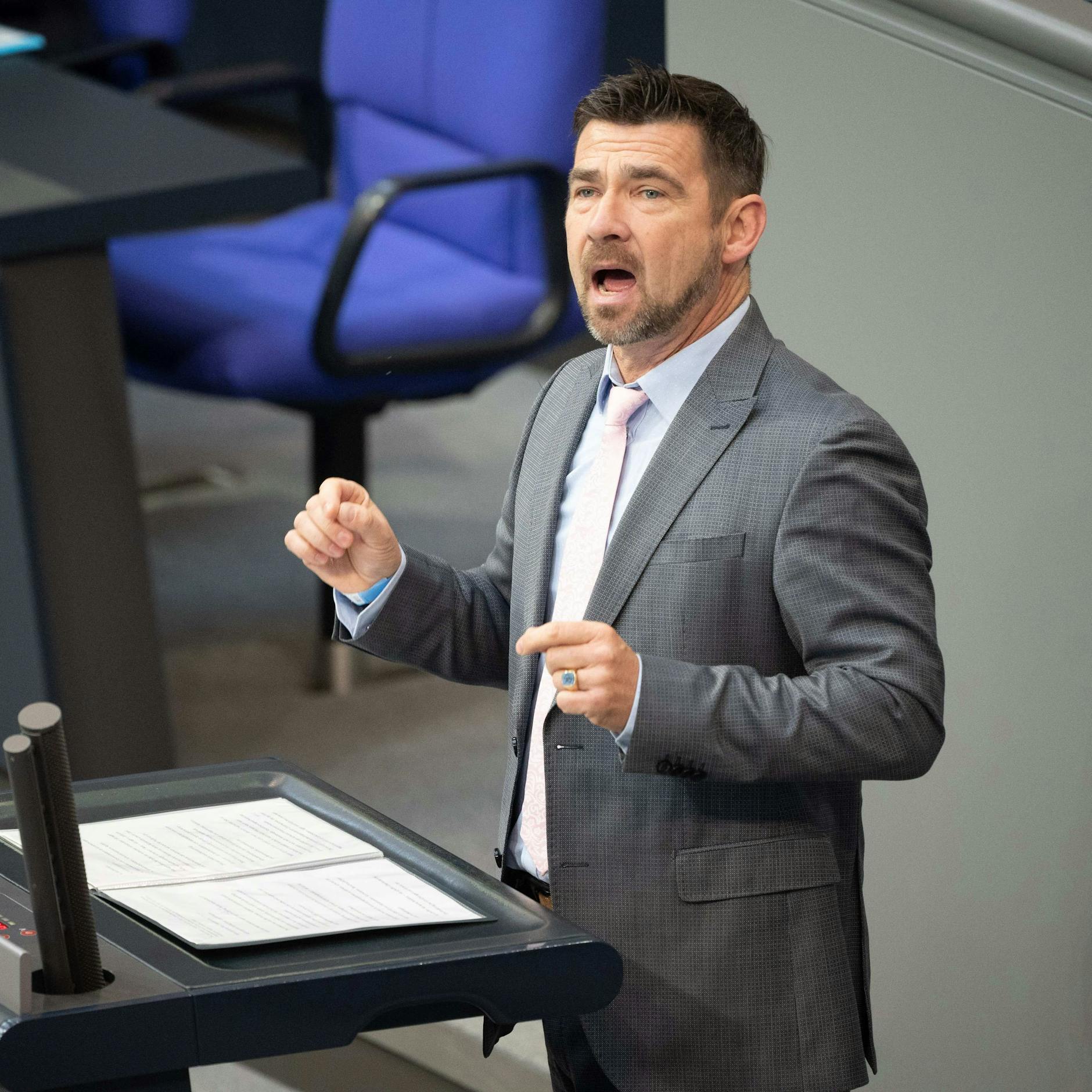 Image - Bundestag hebt Immunität von AfD-Abgeordnetem Arne Raue auf