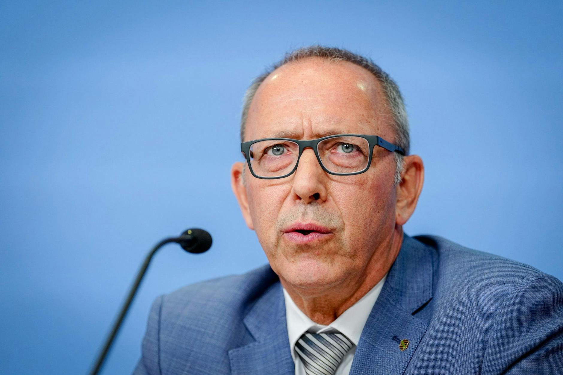 Jörg Urban, Fraktions- und Landesvorsitzender der AfD Sachsen, plant mit anderen AfD-Politikern nach Russland zu reisen.