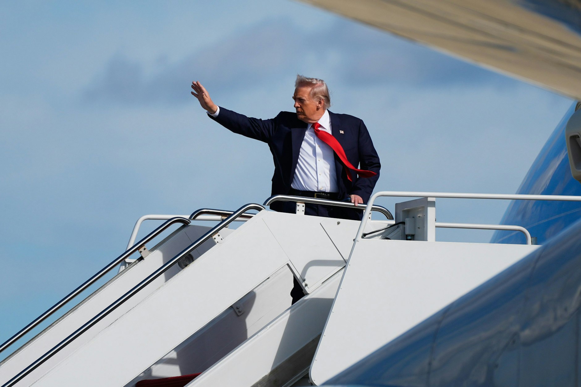 Настоящее обновление болезненно, как и в США: но продолжать как прежде — не вариант.