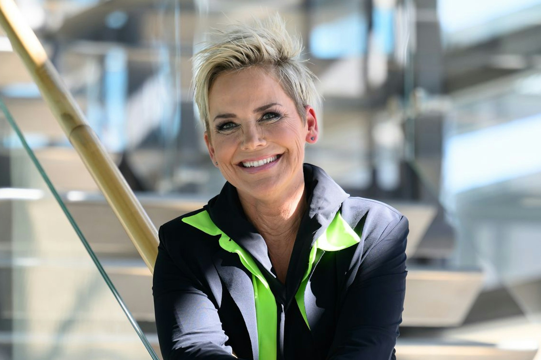 Inka Bause versucht die Menschen in Ost und West füreinander zu begeistern.