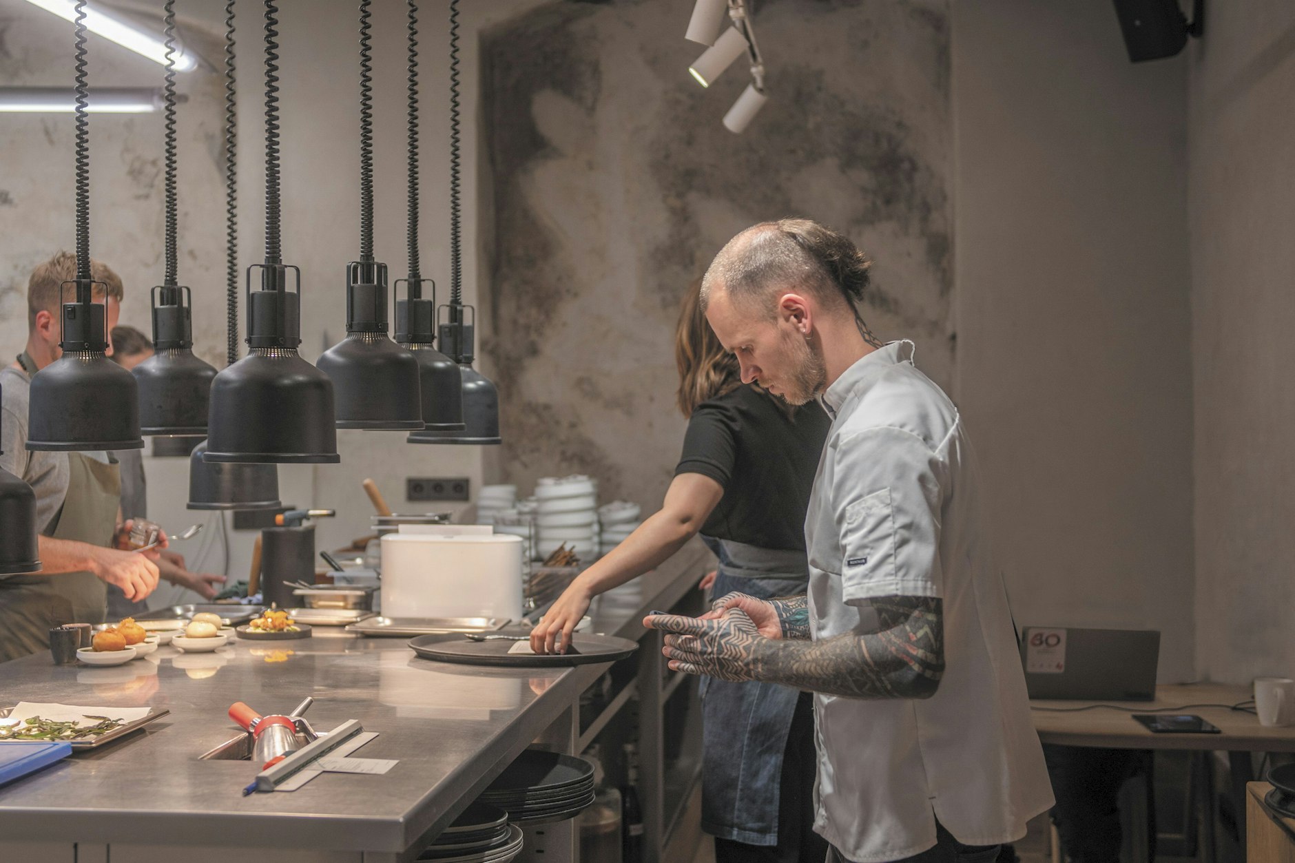 Minimalistisches Ambiente, entspannte Atmosphäre und Bestes vom Bauernhof: In Vilnius wird ambitioniert gekocht – wie hier im Restaurant 14 Horses.