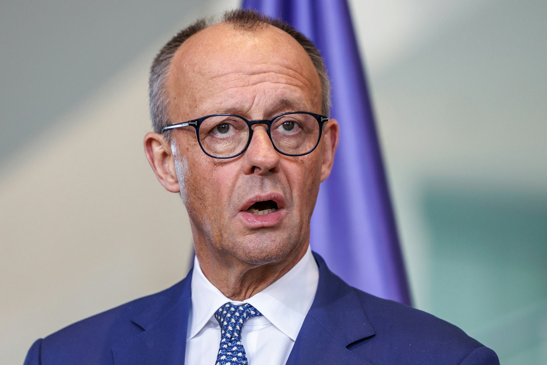 Bundeskanzler Friedrich Merz (CDU) hat mit seiner „Stadtbild“-Äußerung eine Debatte über die Sicherheit entfacht.