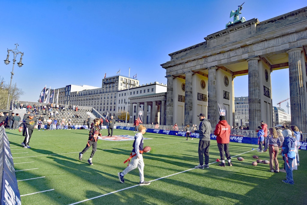 nfl-wahnsinn-in-berlin-diese-aktionen-gibt-s-f-r-fans