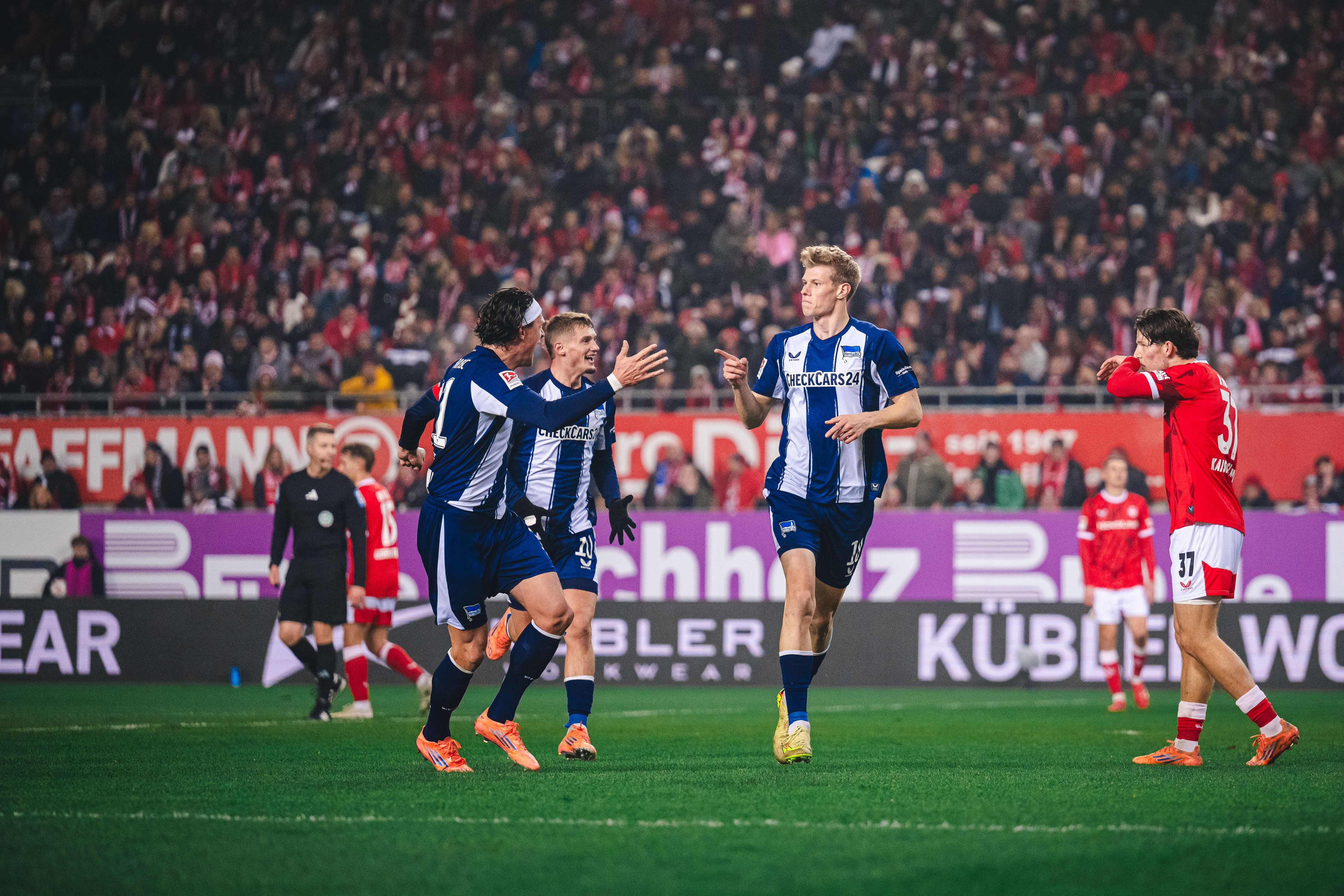 Nur noch drei Punkte Rückstand: Hertha BSC rückt nach Sieg noch näher oben ran