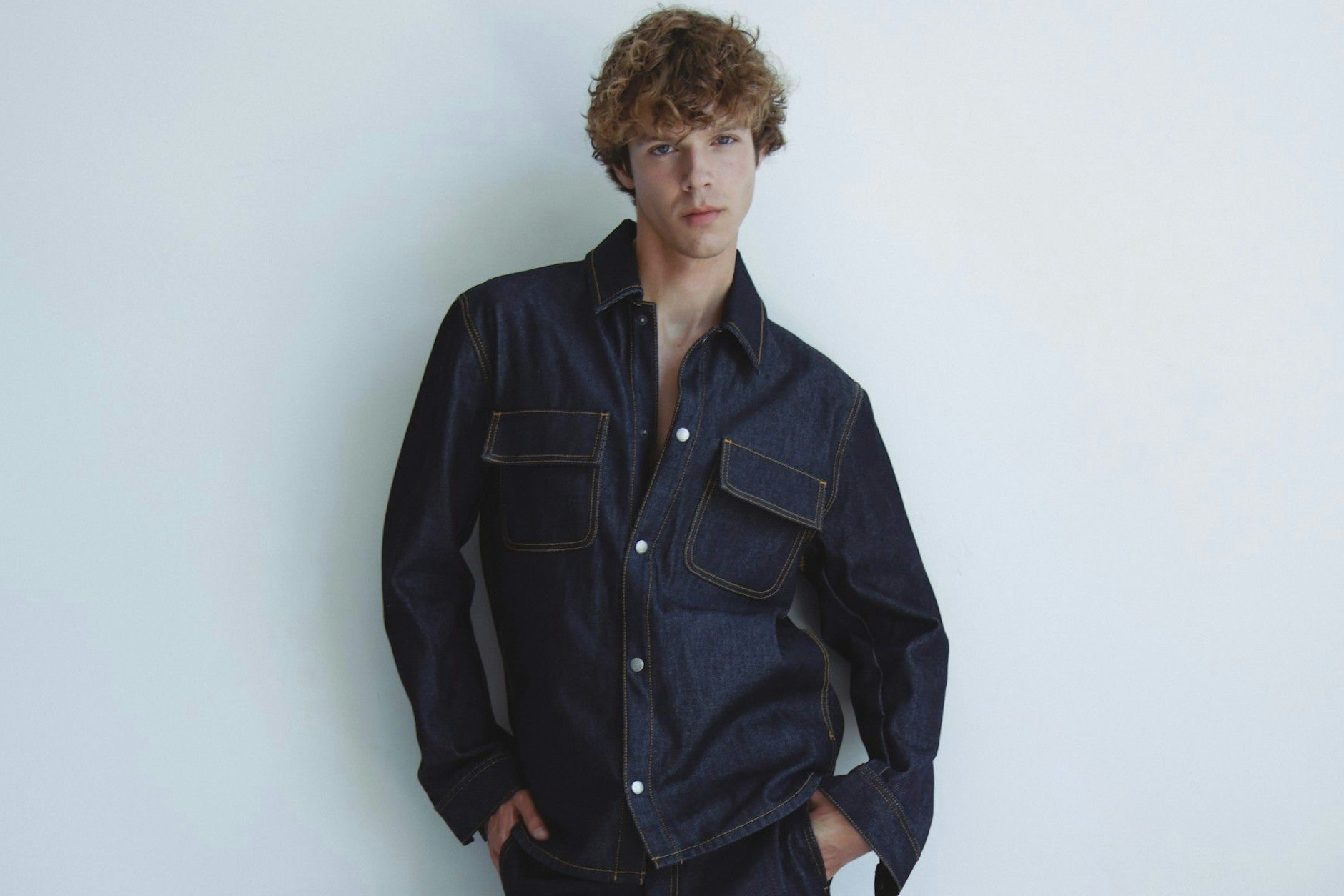 Steht zu seiner Meinung: Julian Kamps findet, dass 9-to-5 Quatsch ist.