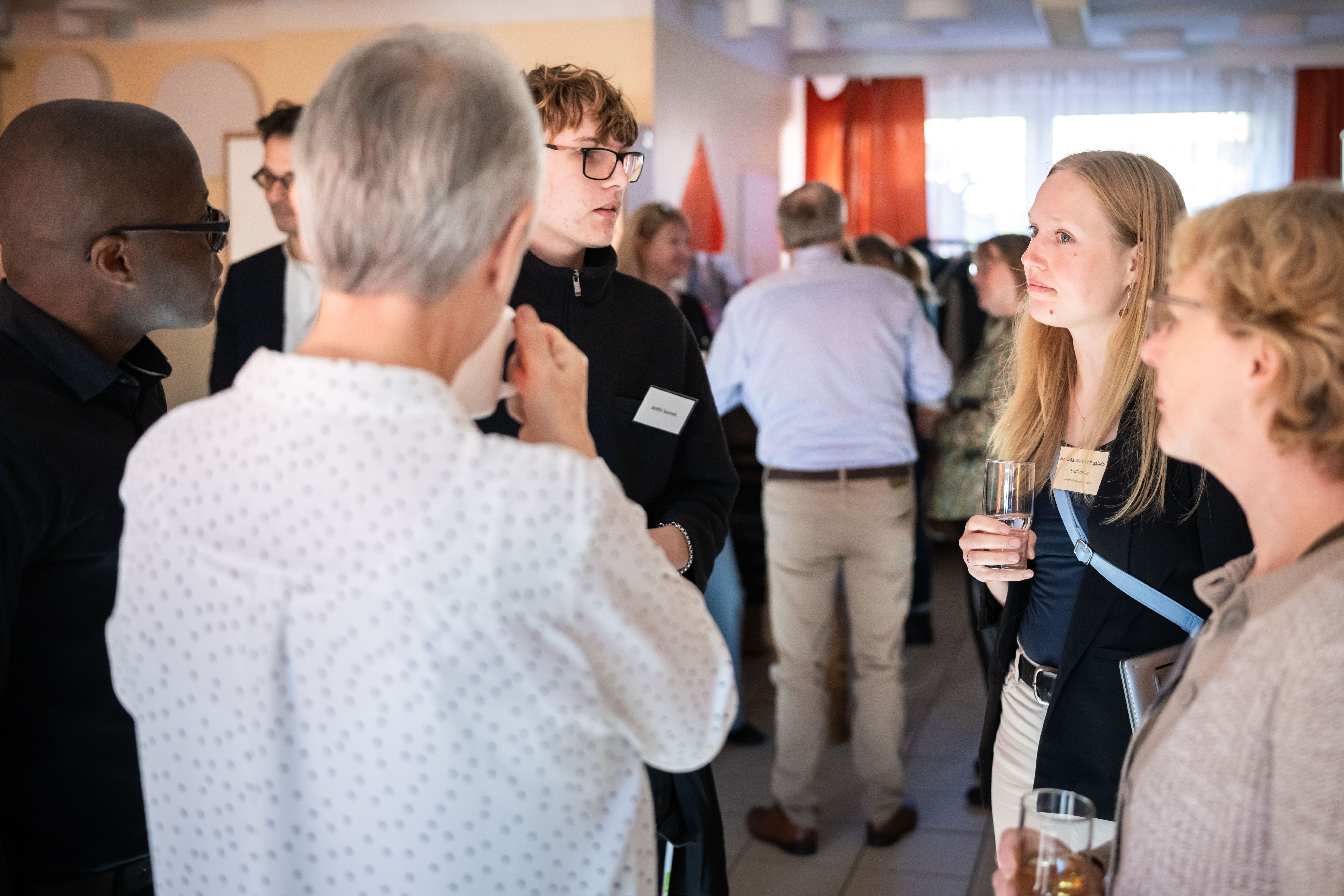 „Sahara-Staub“ und „Bolle-Stolz“: Marzahner Bürgerrat soll die Demokratie retten
