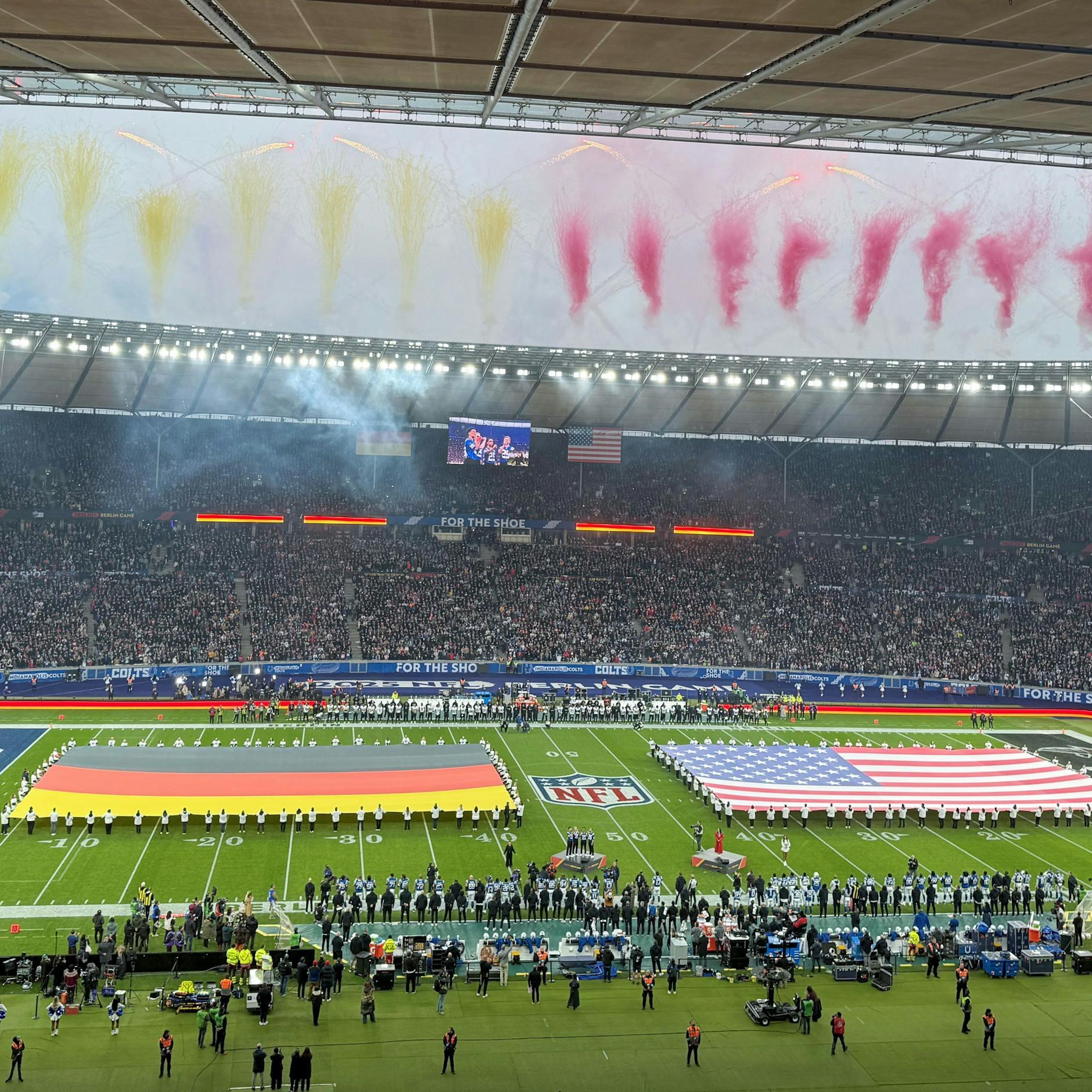 Image - „99 Luftballons“ und „Major Tom“: Berlin feiert eine stimmungsvolle NFL-Party
