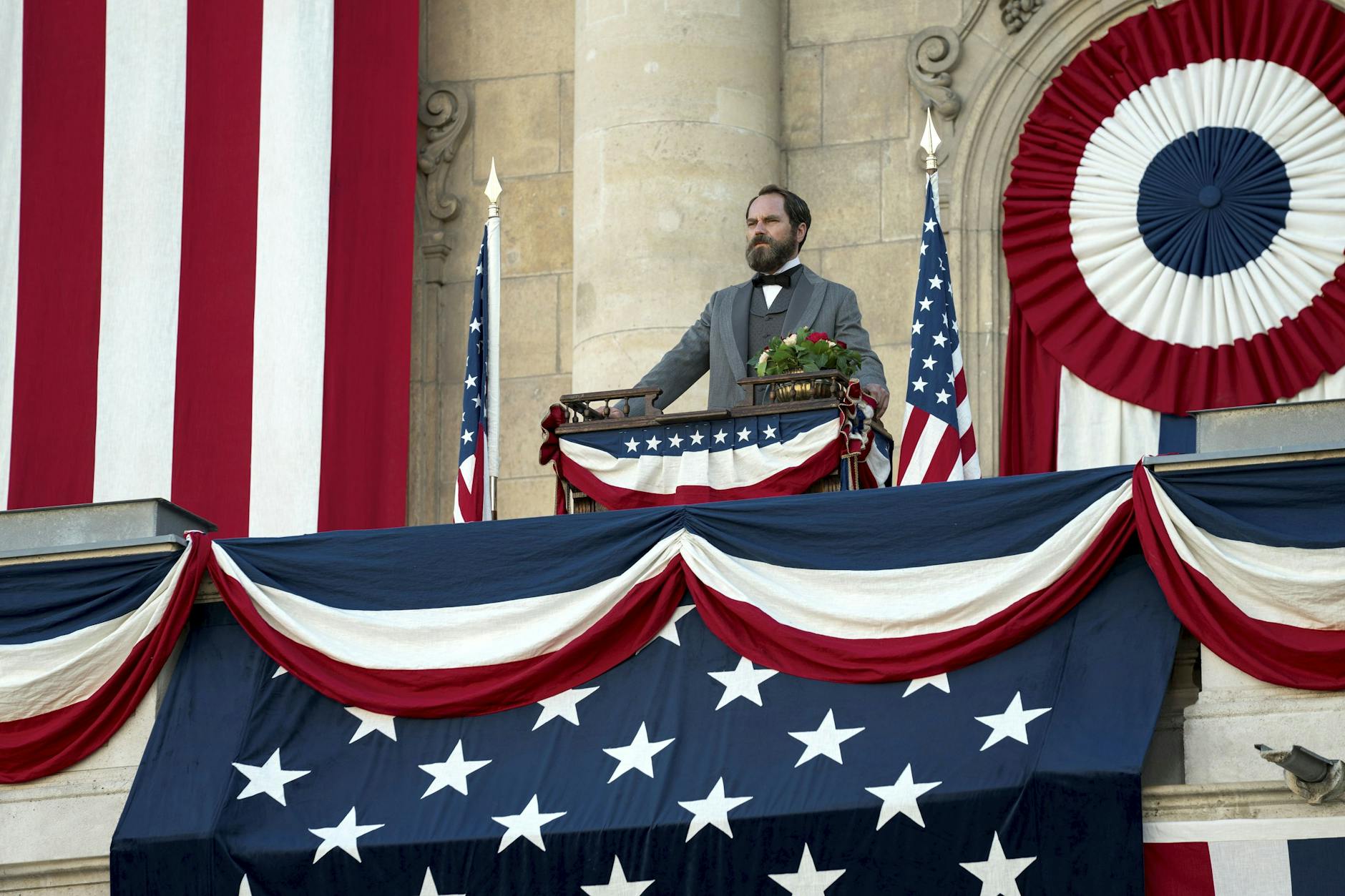 Michael Shannon als James Garfield in der Netflix-Serie „Death by Lightning“