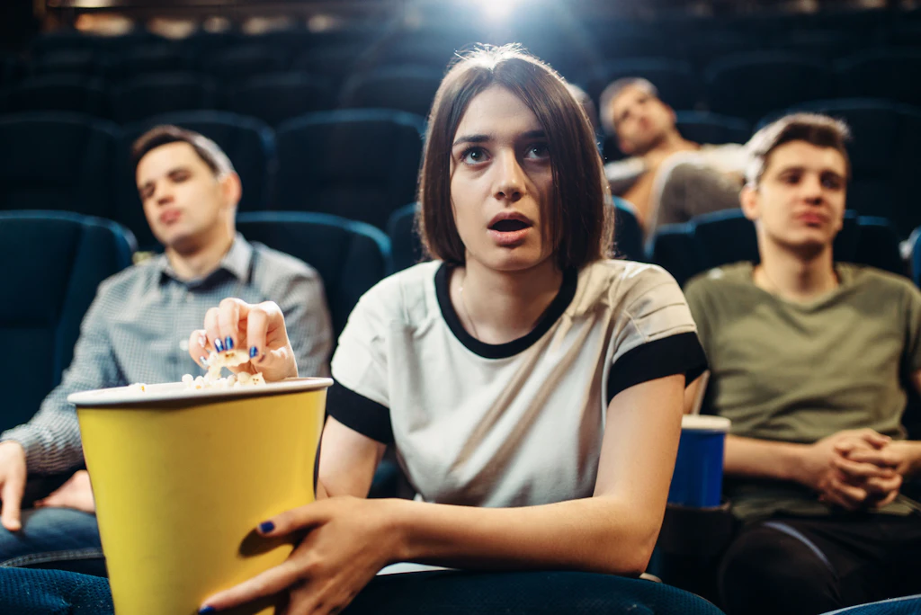 Üçüncü Reich ile ilgili filmler izlerken patlamış mısır mı yiyeceksiniz? Bazı insanlara artık gerçekten yardım edilemiyor