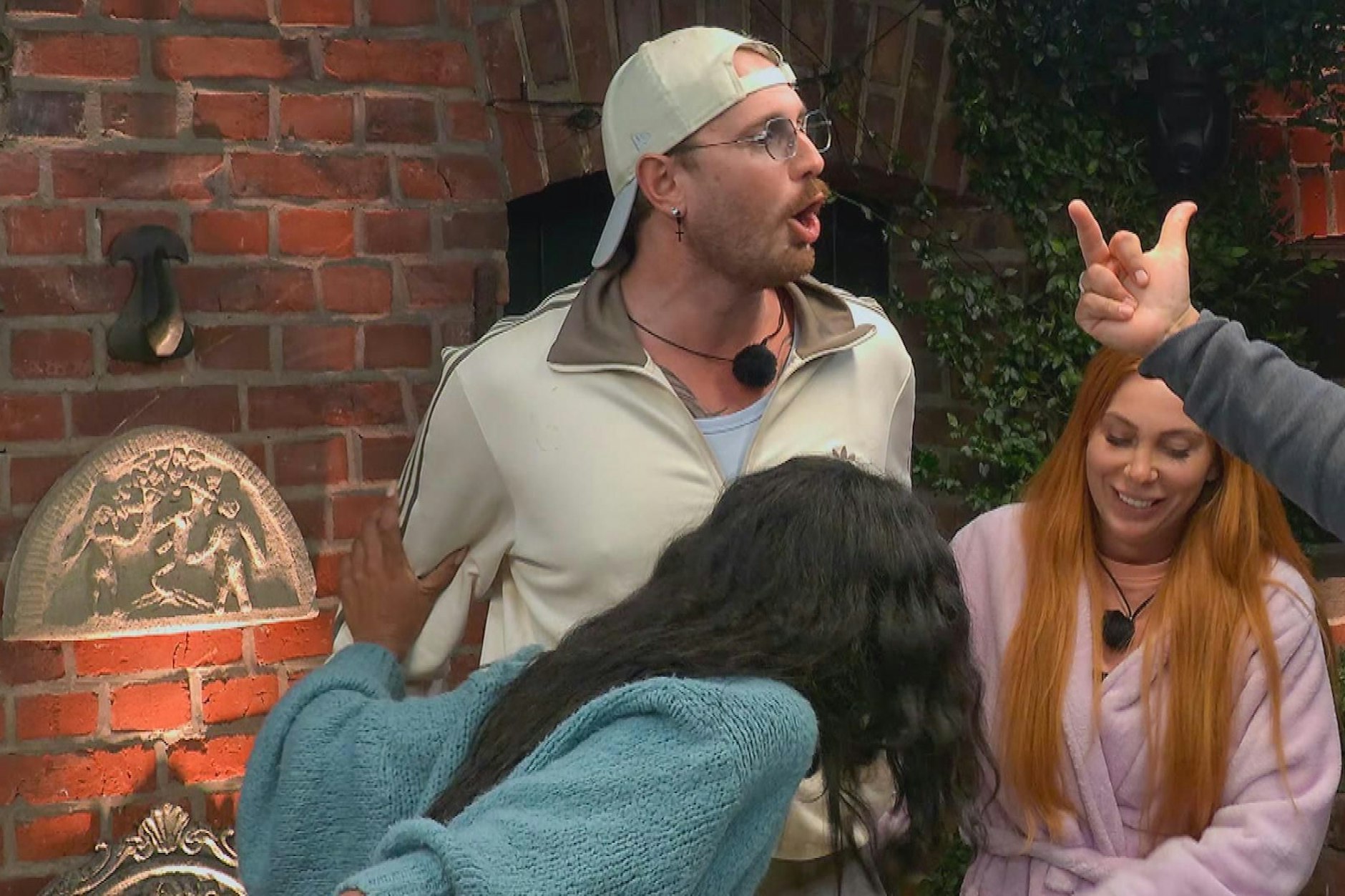 Zwischen Dennis Lodi und Silva Gonzalez knallte es im „Sommerhaus der Stars“.