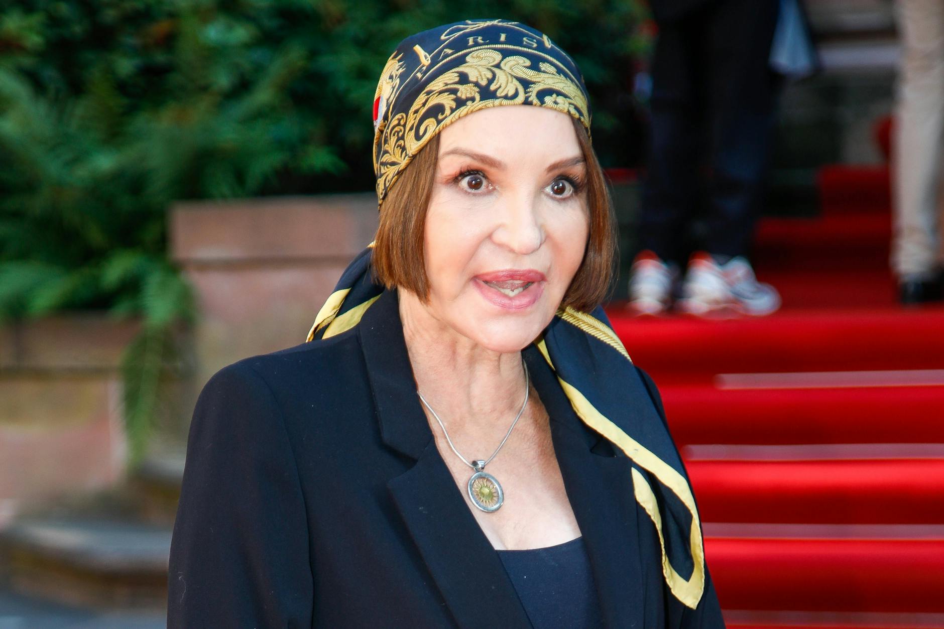 Für die Schauspielerin Anouschka Renzi waren die Dreharbeiten zu „Promis unter Palmen“ schlimm.