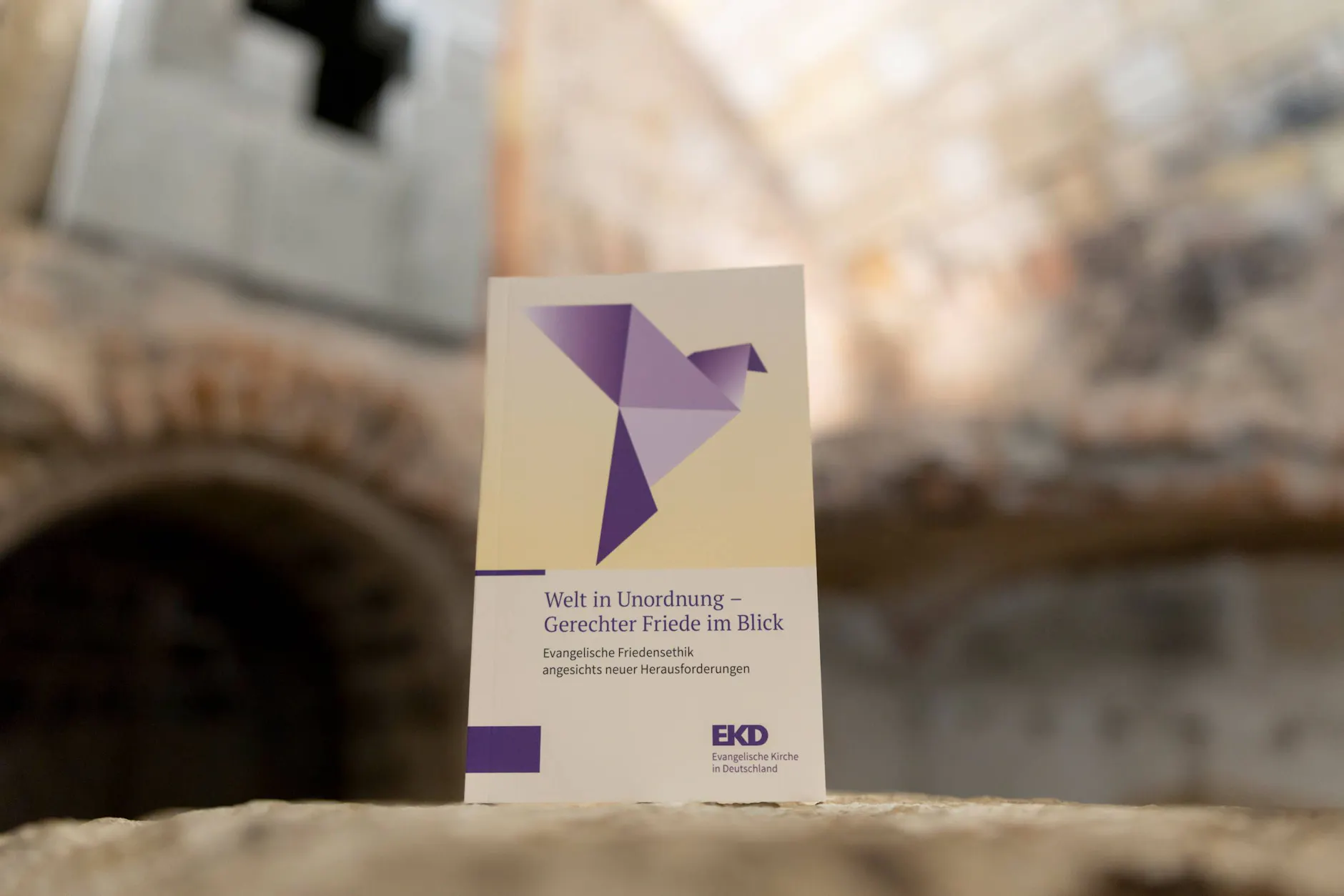 Veroeffentlichung der Friedensdenkschrift des Rates der Evangelischen Kirche in Deutschland.