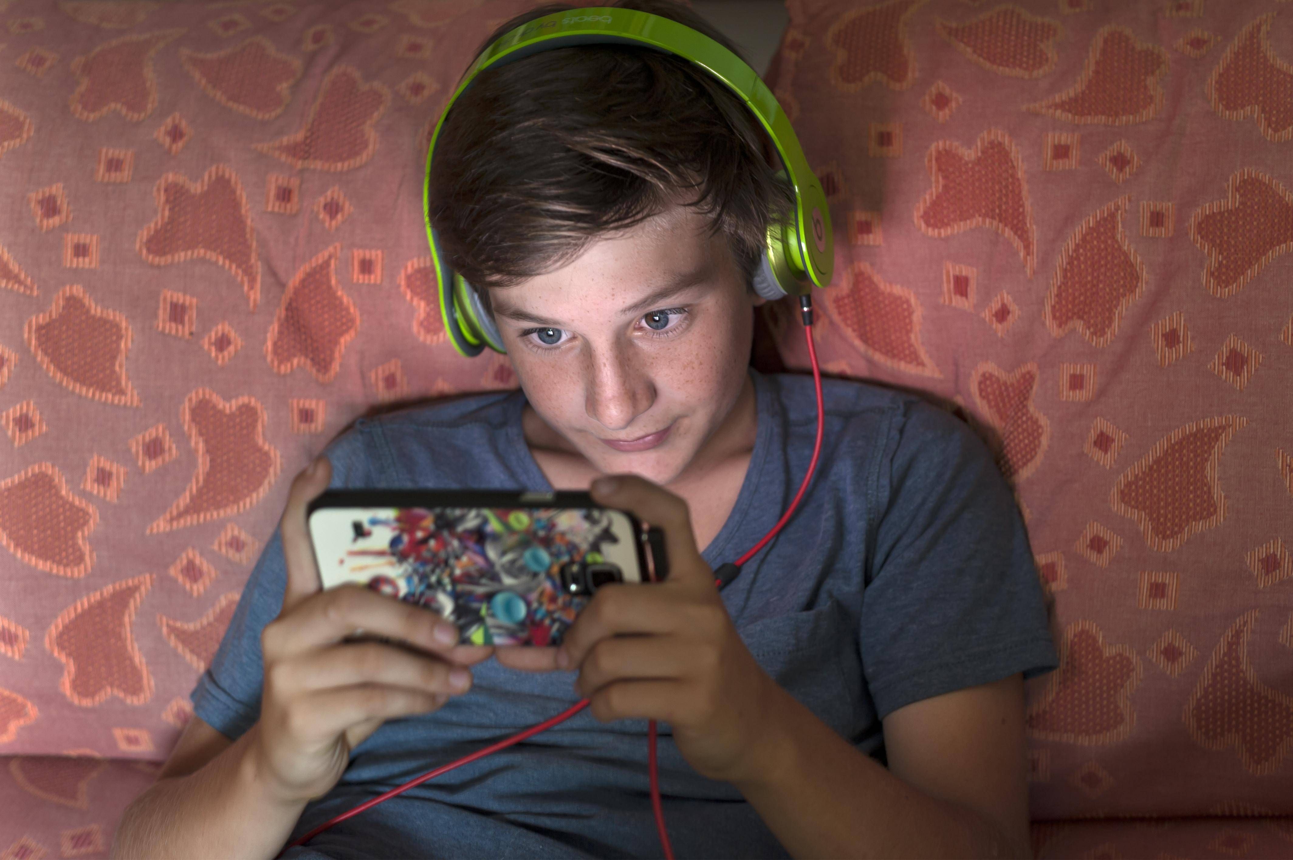 Image - „Brain rot“ und „Generation Goldfisch“: Welche Gefahren im Smartphone lauern