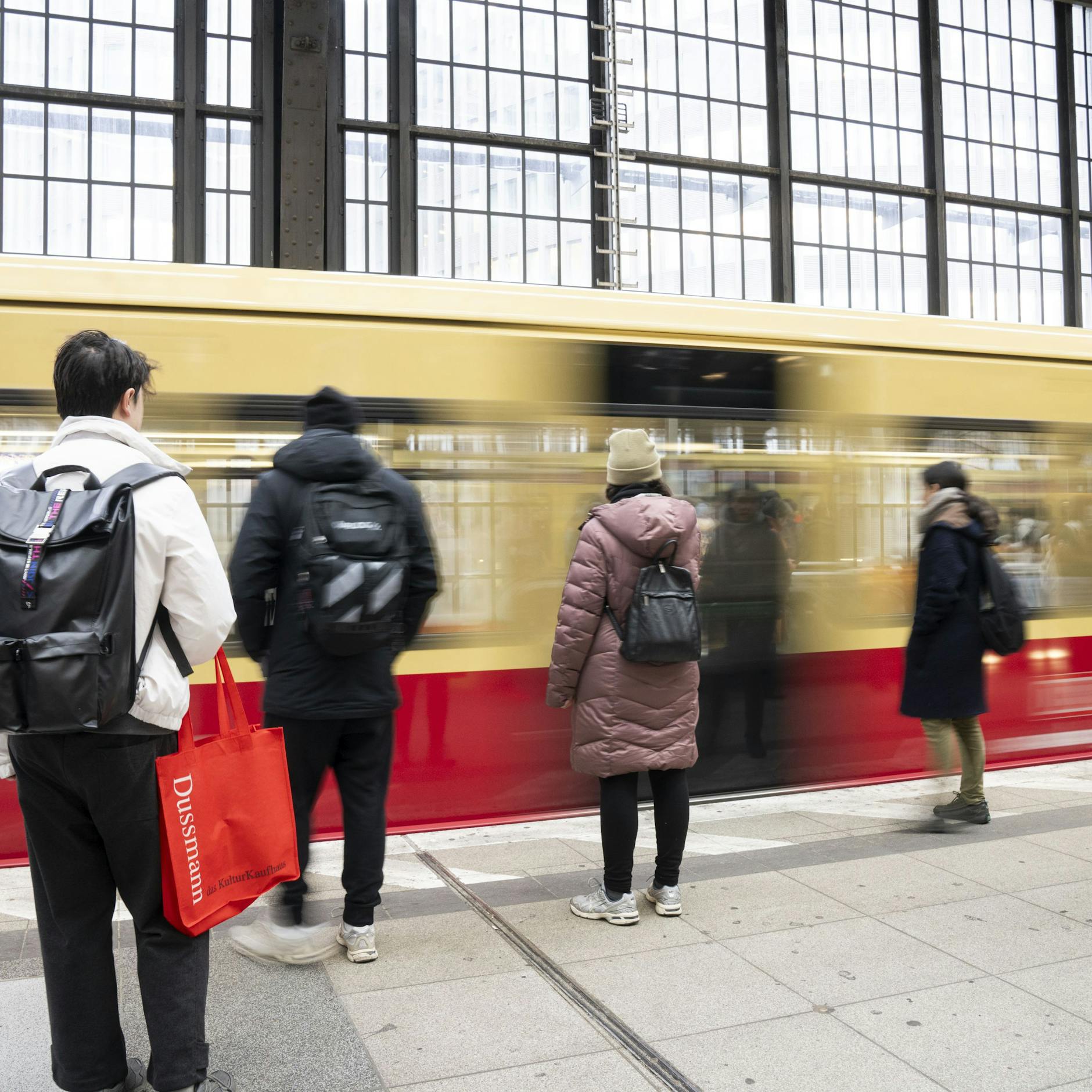 Image - Berliner S-Bahn: Warum die störanfällige Stellwerkstechnik auf der Stadtbahn früher erneuert wird