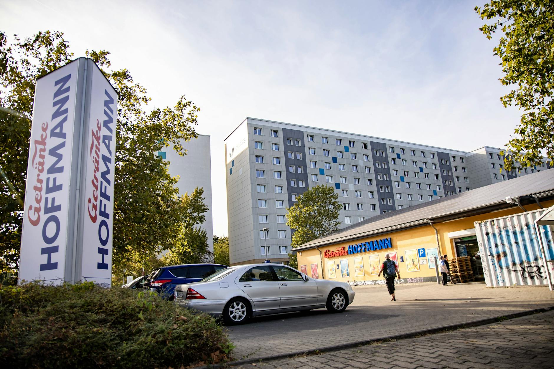 Parkplatz-Revolution in Berlin: Händler öffnen Flächen für Autofahrer
