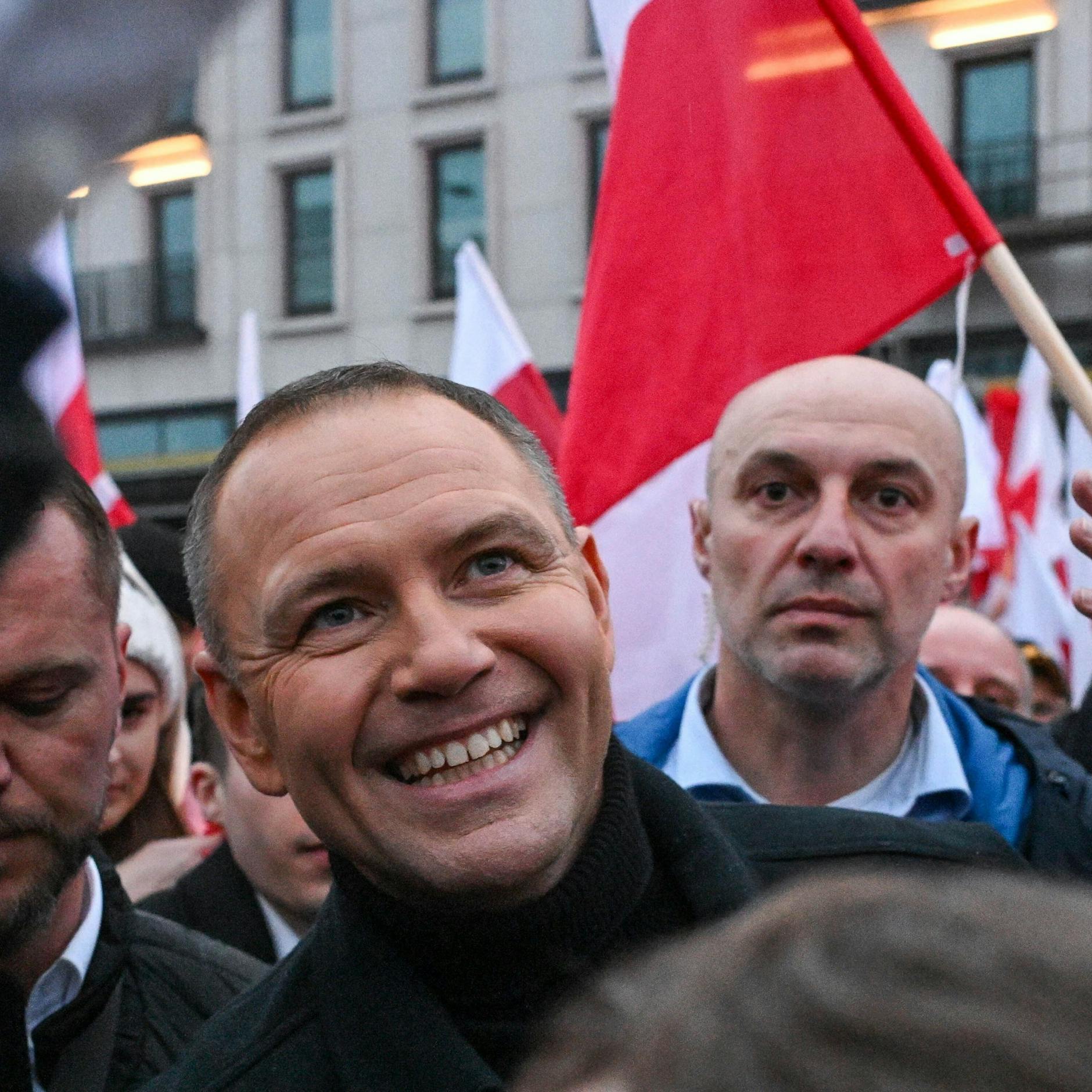 Image - „Polen zuerst“: Präsident Nawrocki läuft bei rechtem Unabhängigkeitsmarsch mit