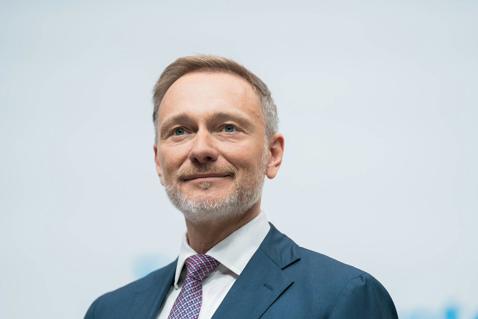 Nach Jungunternehmer- und Politikkarriere beginnt Christian Lindners dritter Karriereweg beim Ost-Autohändlerkonzern Autoland.