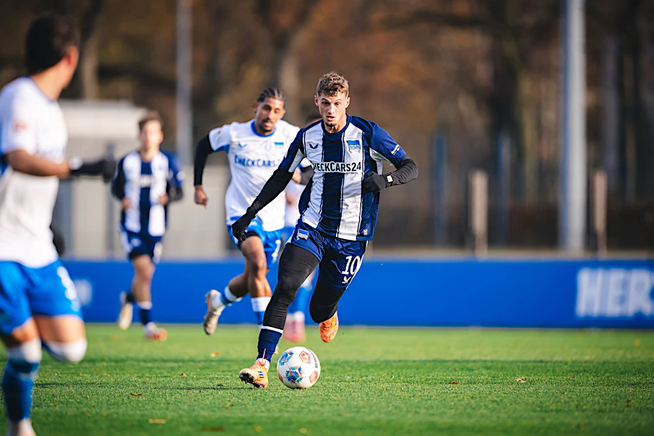 Michael Cuisance traf für Herthas A-Team in der 23. Minute zum 1:0. Sieben Minuten später wurde er ausgewechselt und es ging für ihn ins verlängerte freie Wochenende.