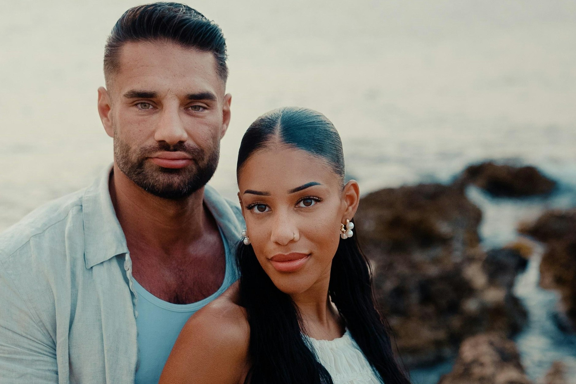 Aleks und Vanessa wollten eigentlich nur ihre Treue im TV testen.