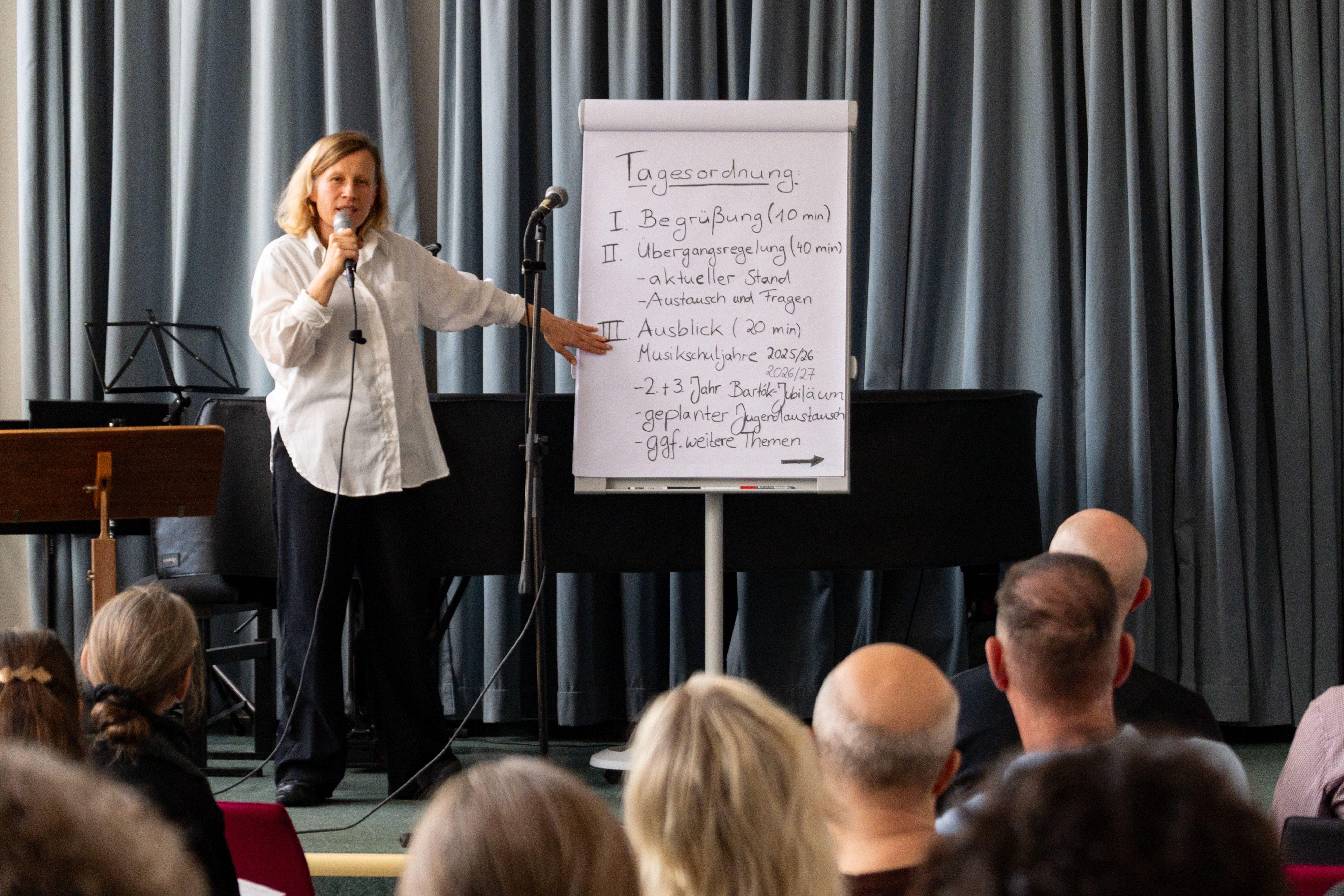 „Nicht klar, was danach kommt“: Bis zu 2000 Musikschullehrer in Berlin zittern um ihre Jobs