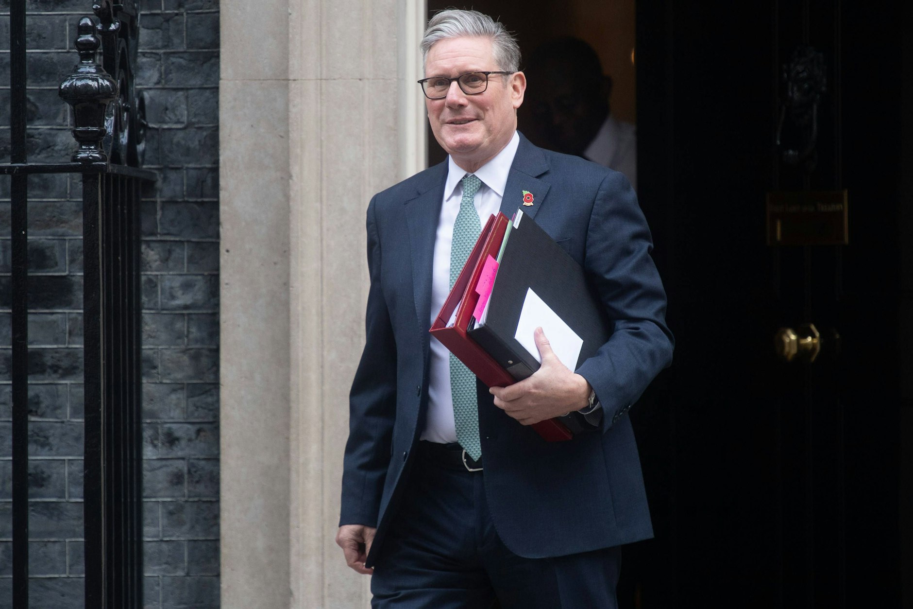 Premierminister Keir Starmer auf dem Weg zum House of Commons 