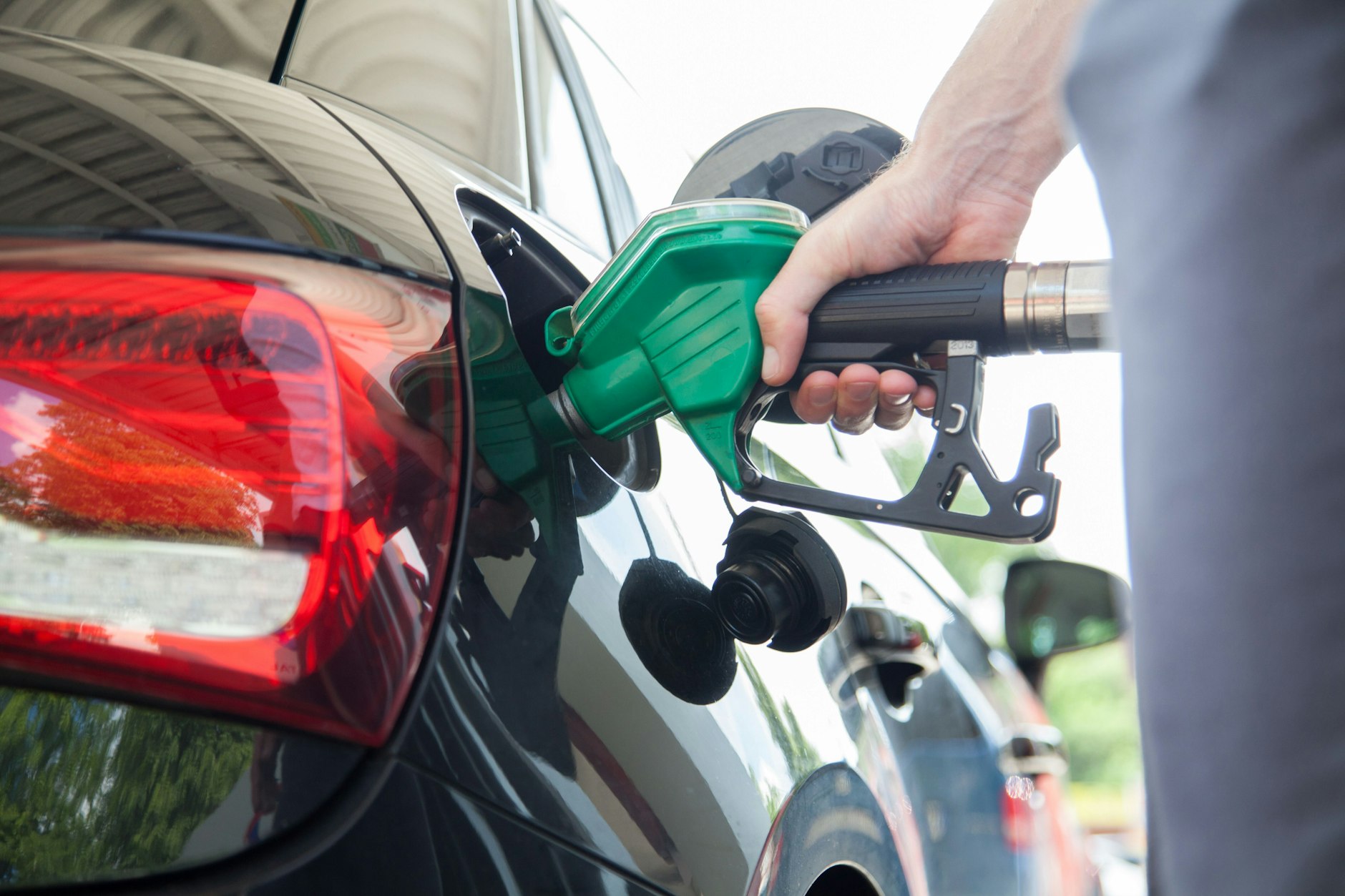 Sprit-Schock: Preise für Benzin und Diesel legen kräftig zu!