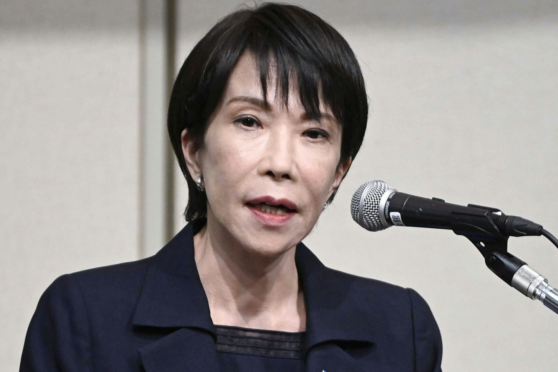Japans neue Regierungschefin Sanae Takaichi hat eine Debatte über Arbeitskultur in Japan angestoßen.
