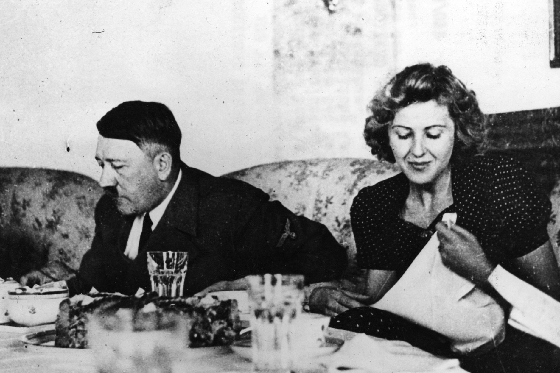Adolf Hitler und Eva Braun – über ihre Beziehung ist nur wenig bekannt.