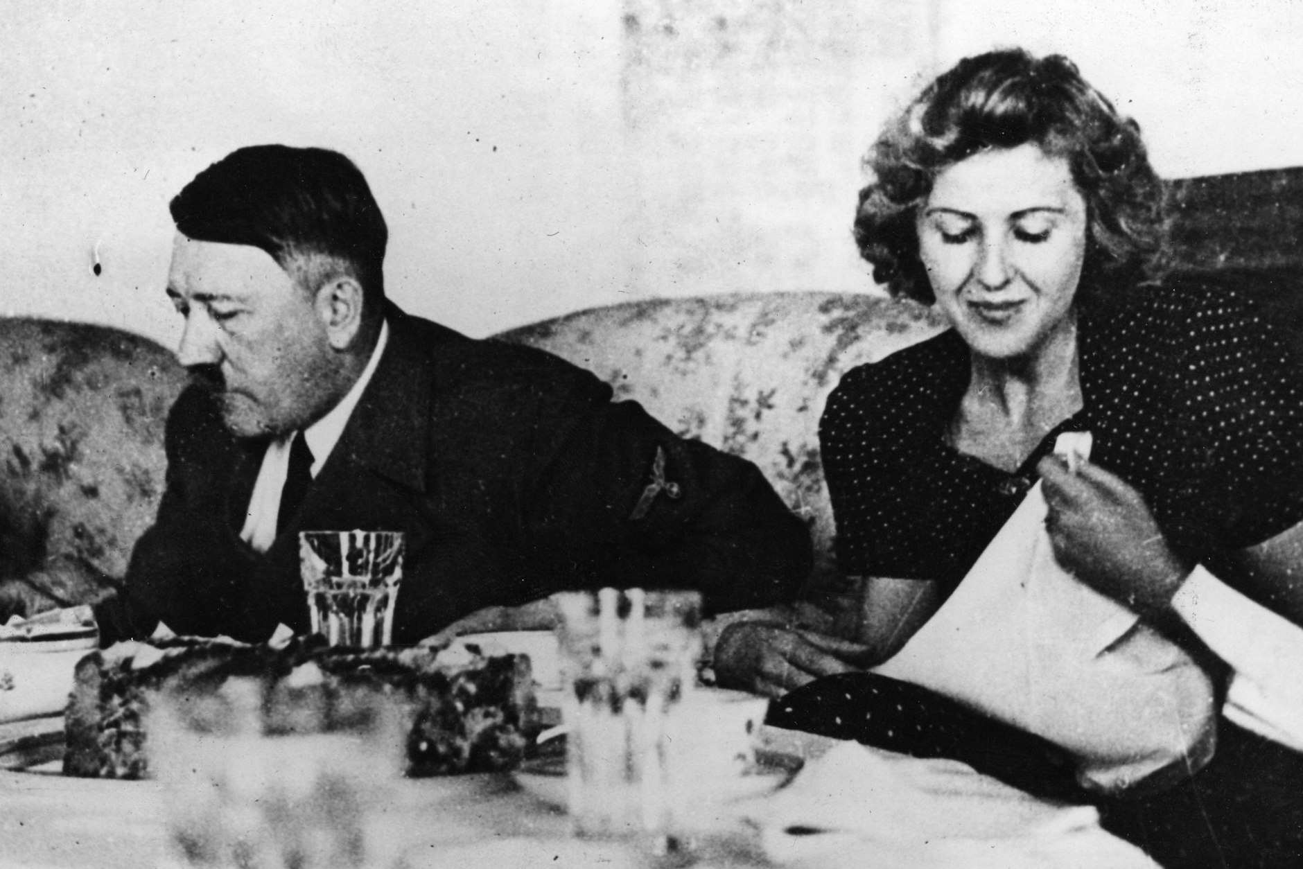 DNA-Analyse im TV: Hatte Hitler einen Mikropenis?